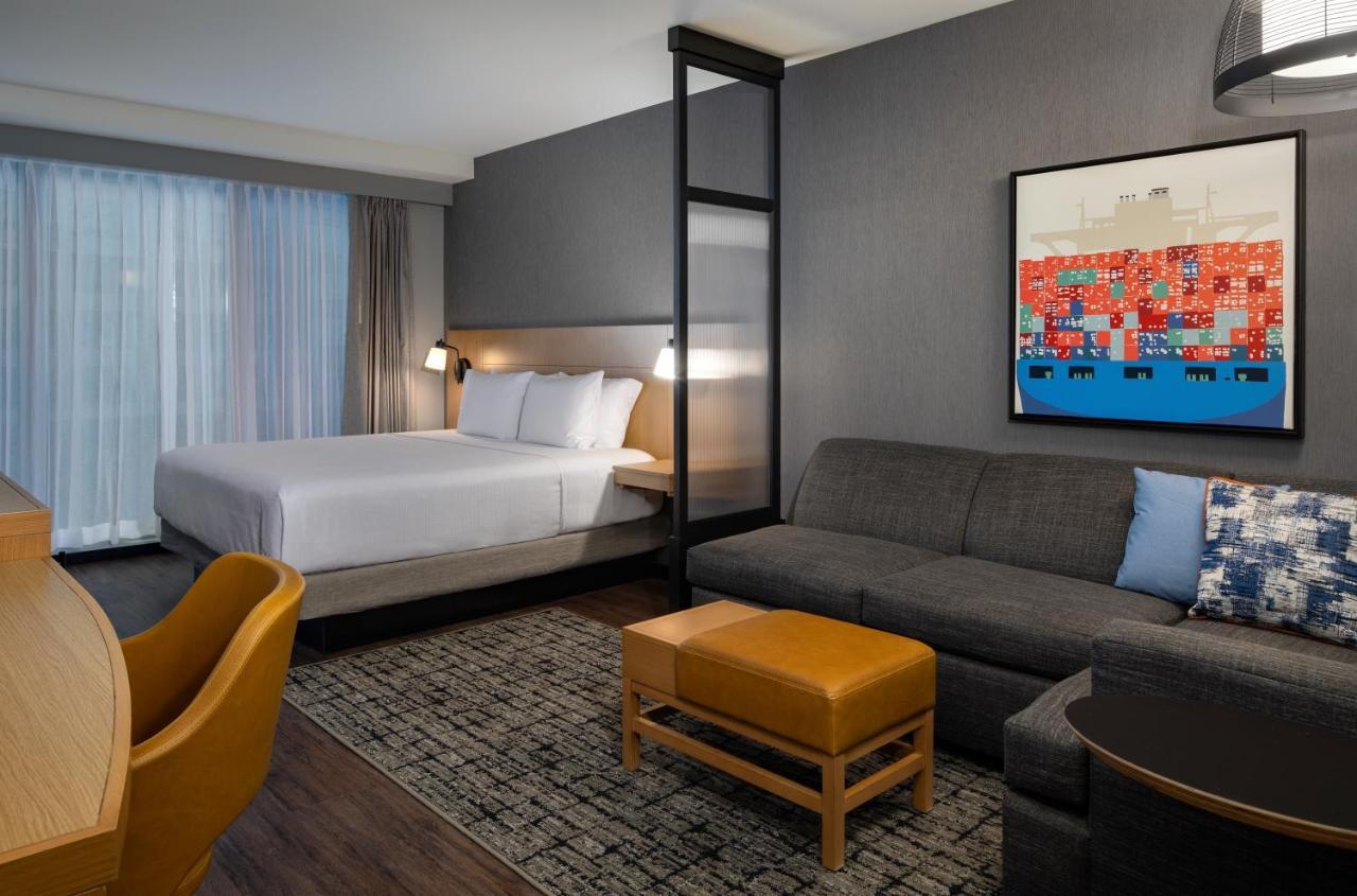 Standard King Room with Sofa Bed
