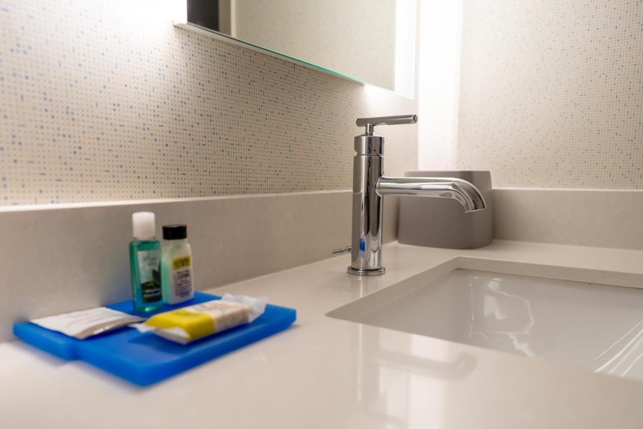 Standard Room,1039710523:JPEG