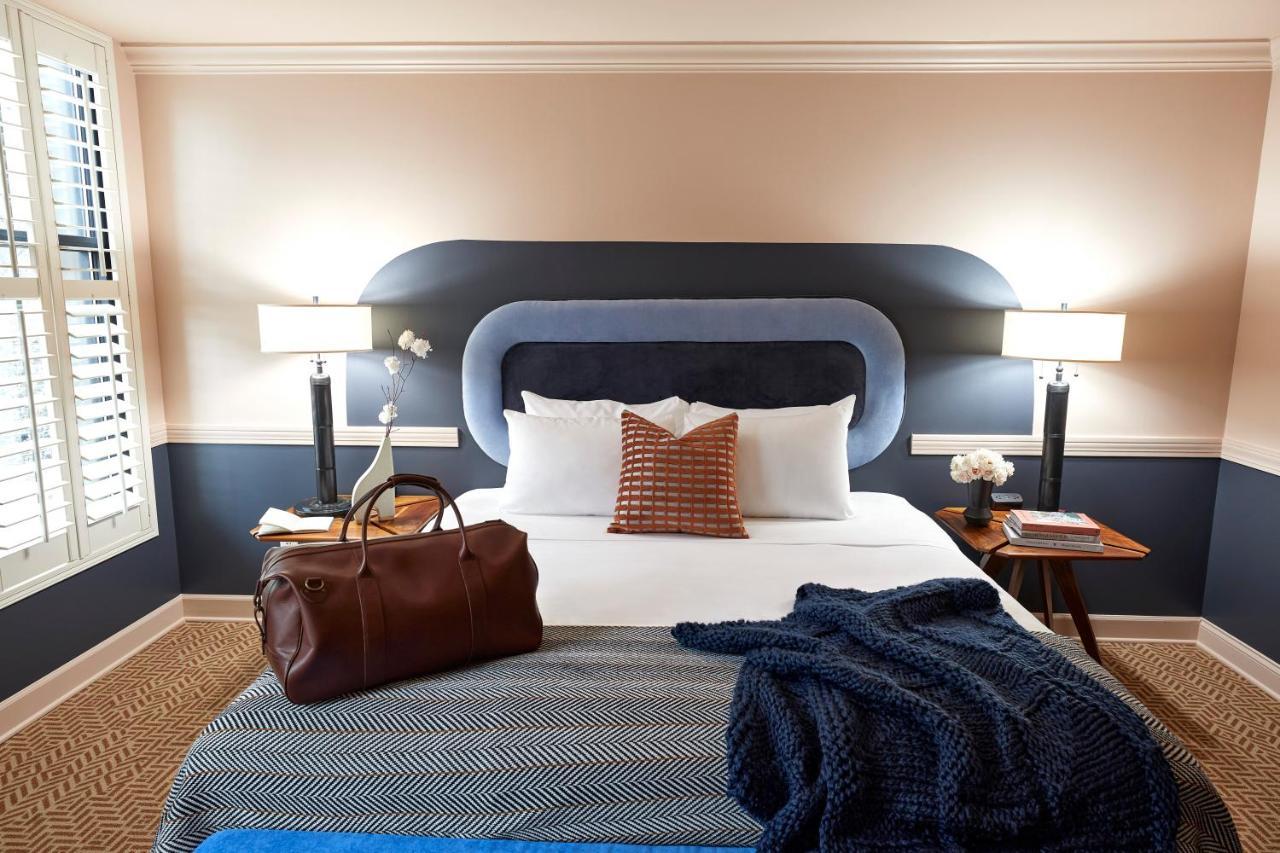 Deluxe King Suite,1077449299:JPEG