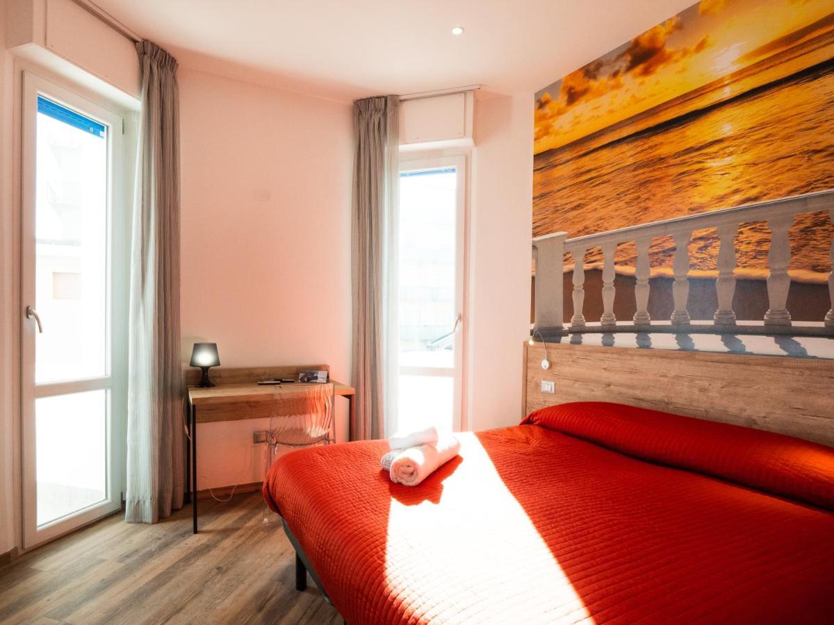 Tweepersoonskamer met Balkon en Uitzicht op Zee