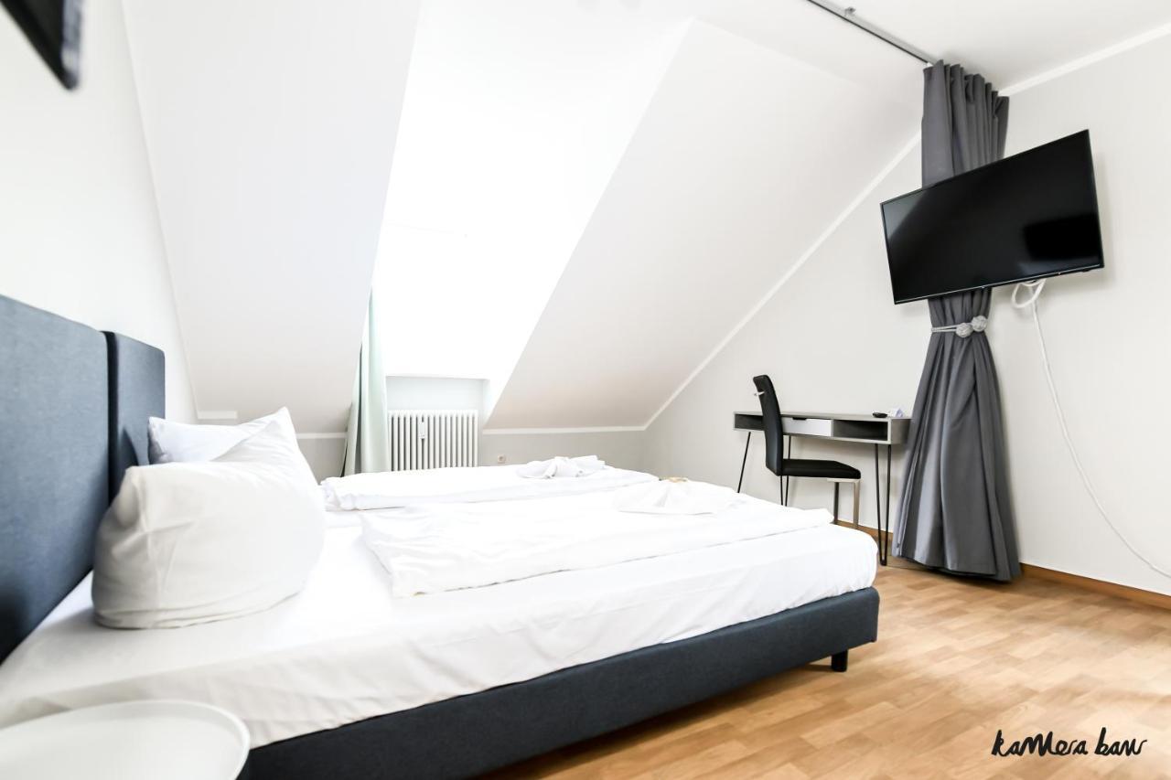 Two-Bedroom Apartment,1129225758:JPEG