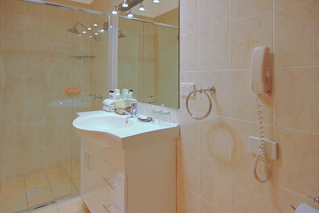 Standard Room,113540981:JPEG