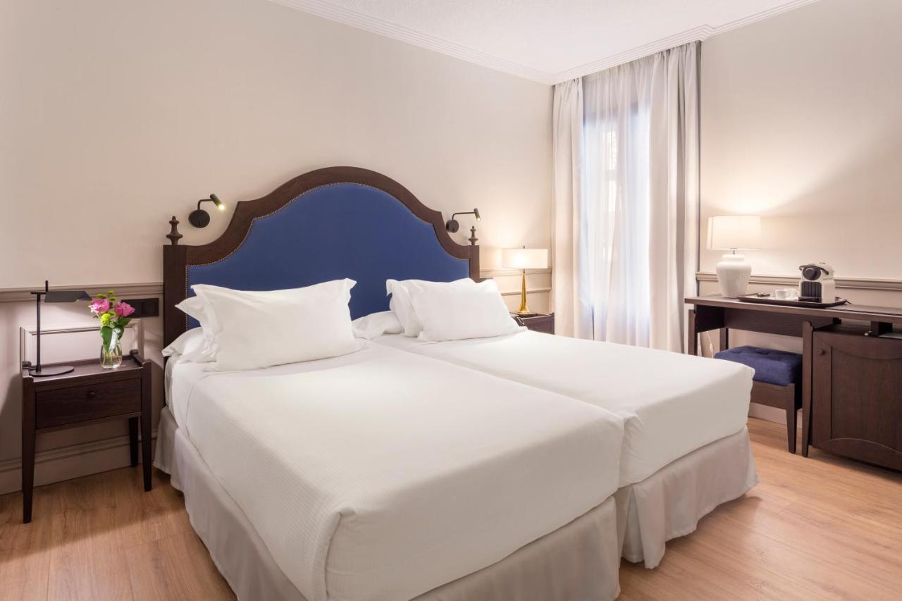 Chambre Double ou Lits Jumeaux