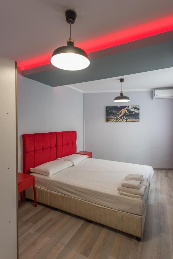 Deluxe Two-Bedroom Apartment,1584699775:JPEG