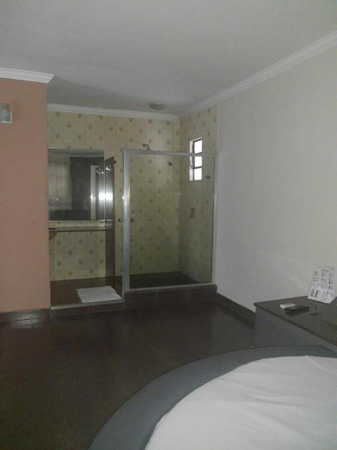 Quarto Duplo Econômico