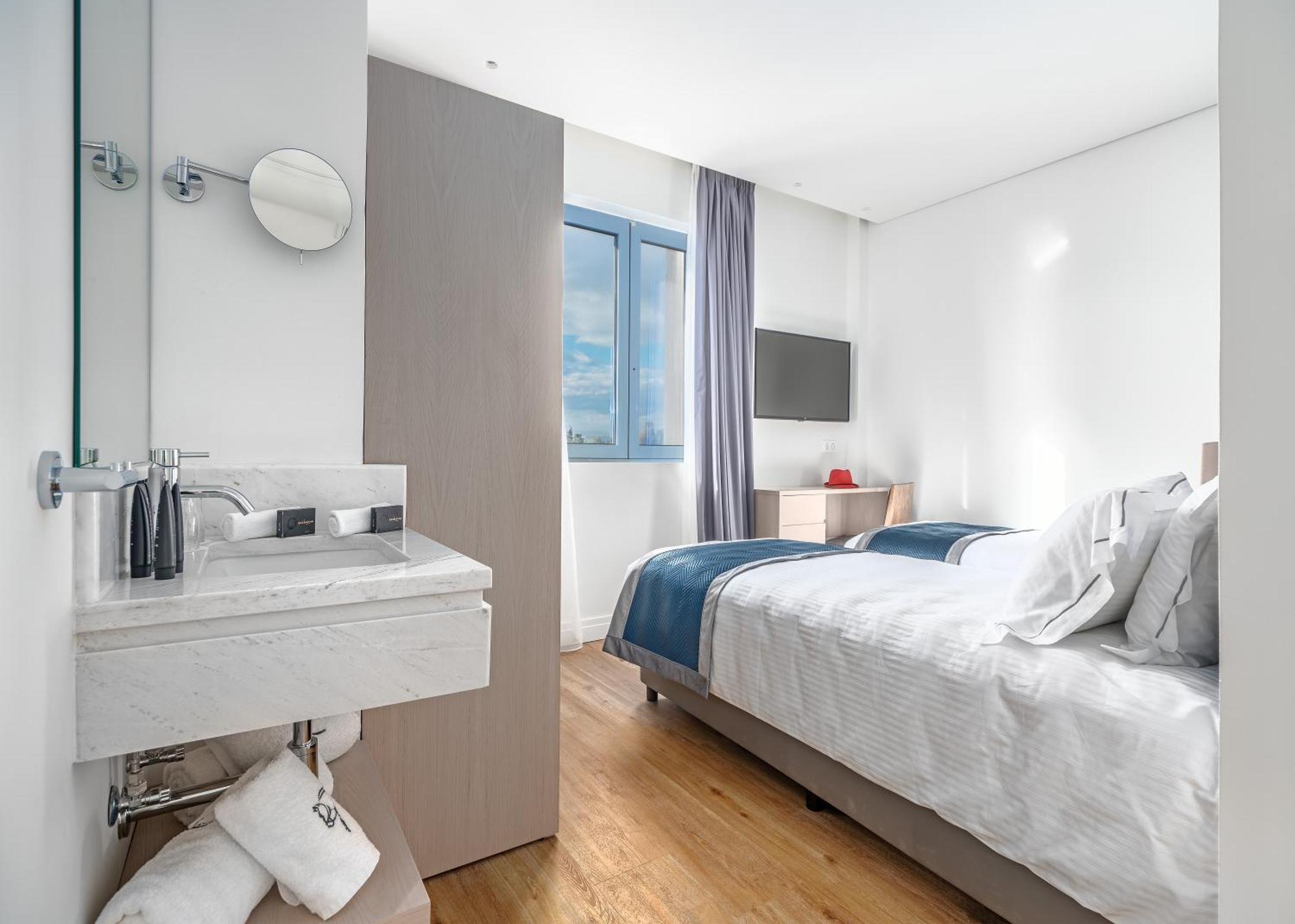 Familienzimmer mit Balkon