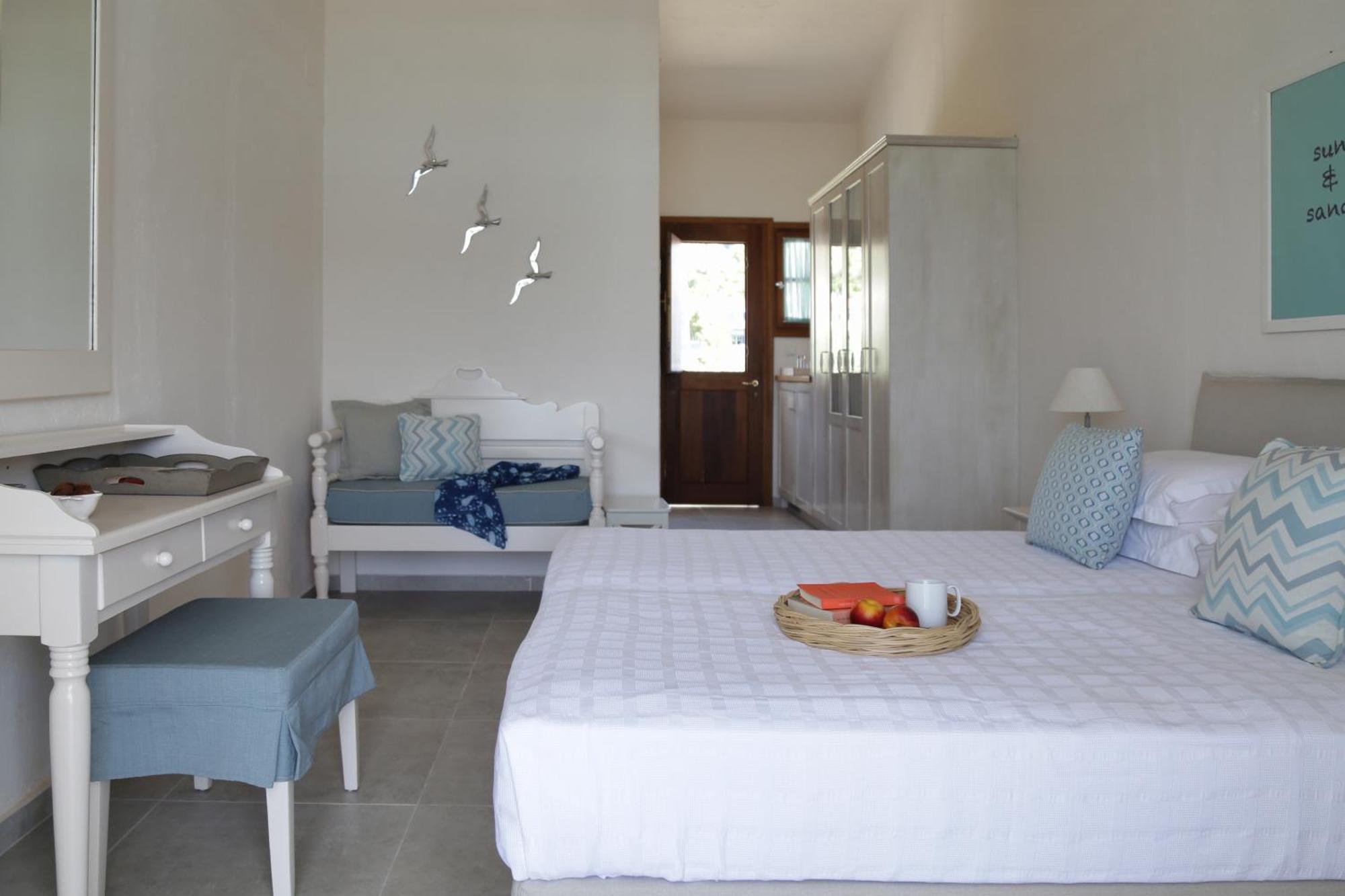 Double Room with Garden or Pool View