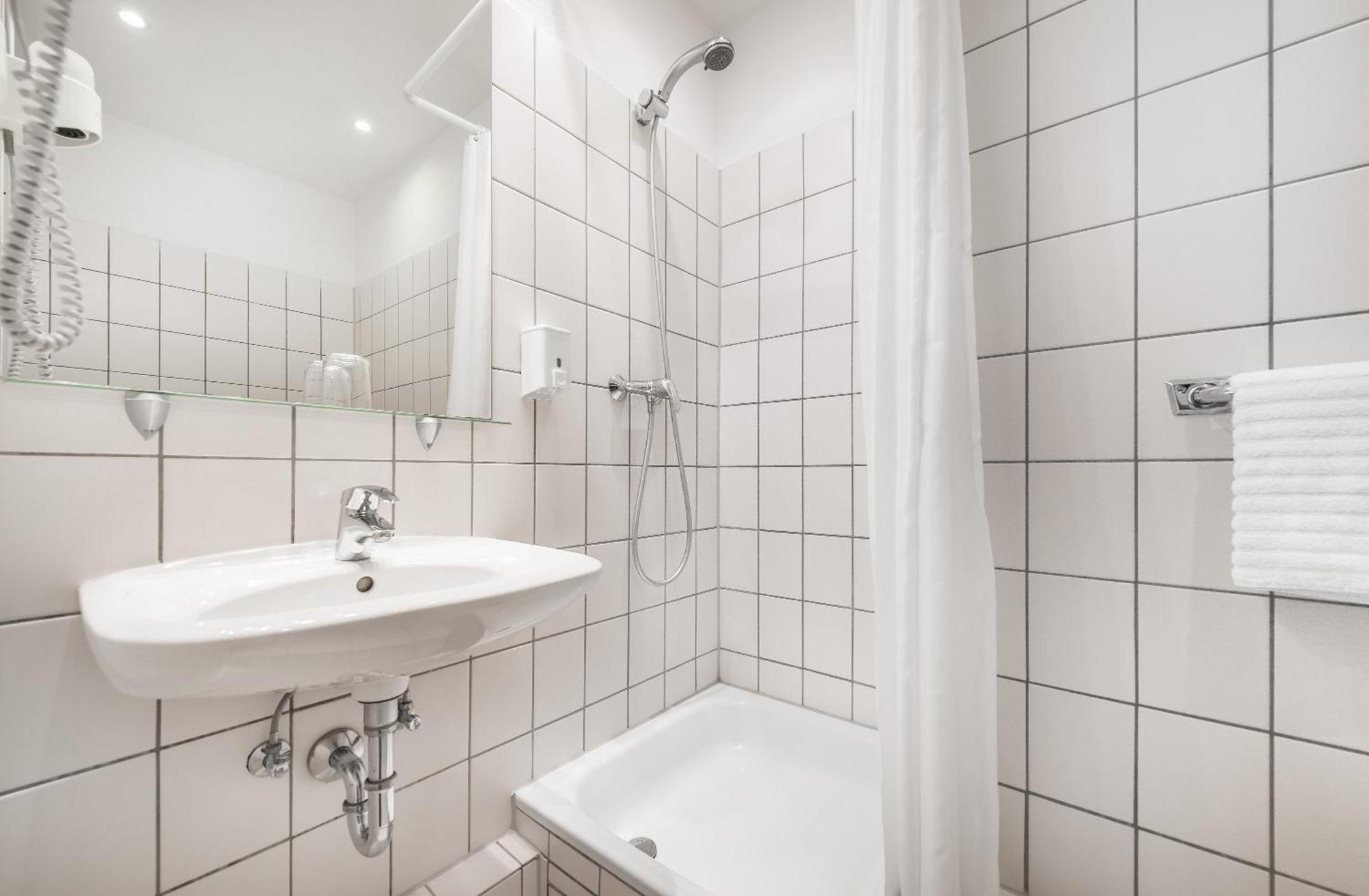 Quarto Individual Standard