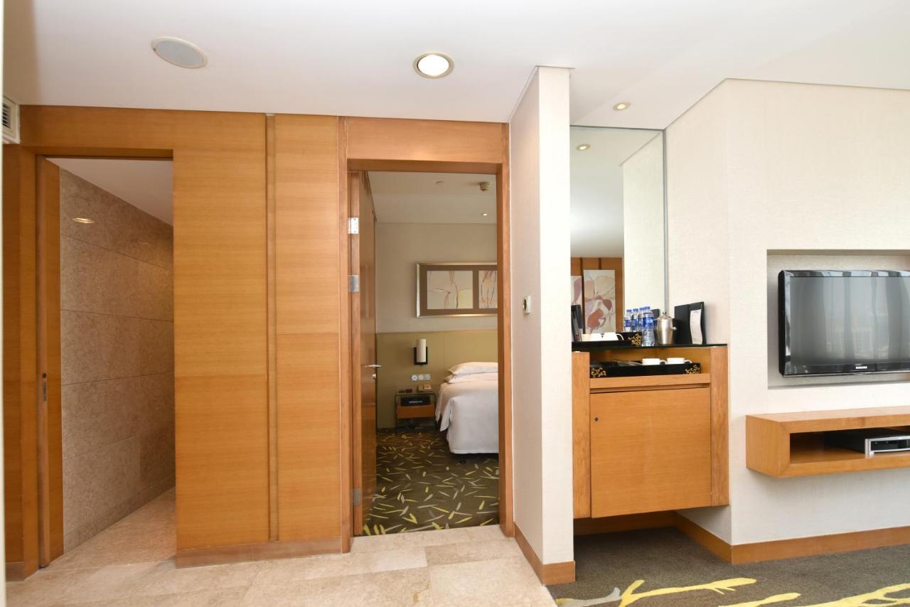 One-Bedroom Suite