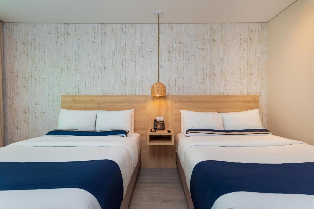 Superior Twin Room,1321186849:JPEG