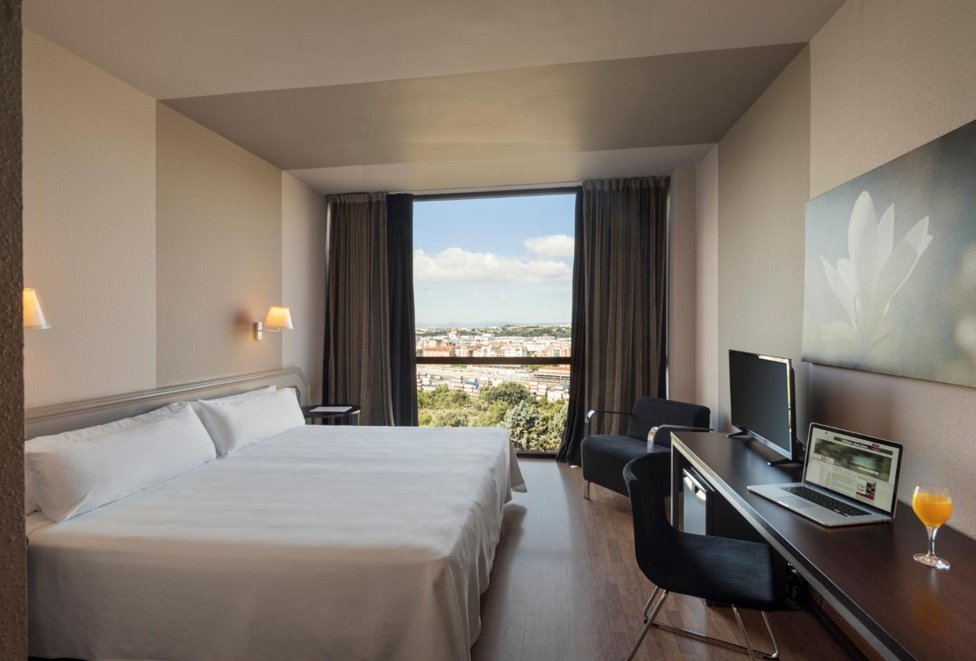 Twin Room,1273174462:JPEG