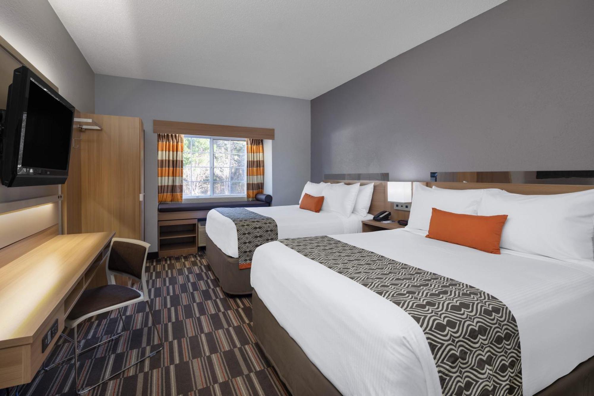 Queen Room with Two Queen Beds - Non-Smoking