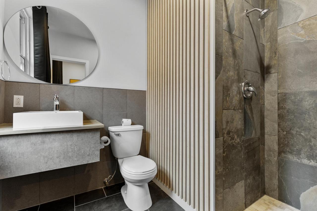 Deluxe Double Room with Shower