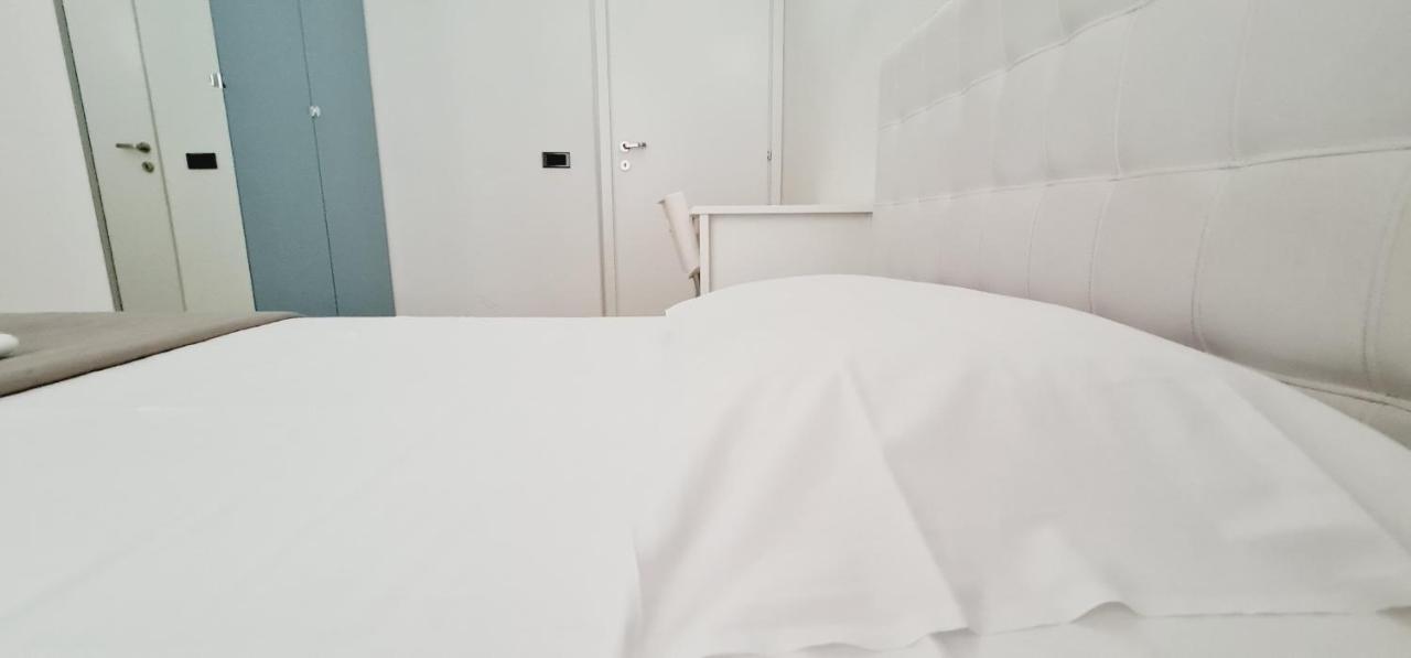 Camera Singola con Bagno in Comune