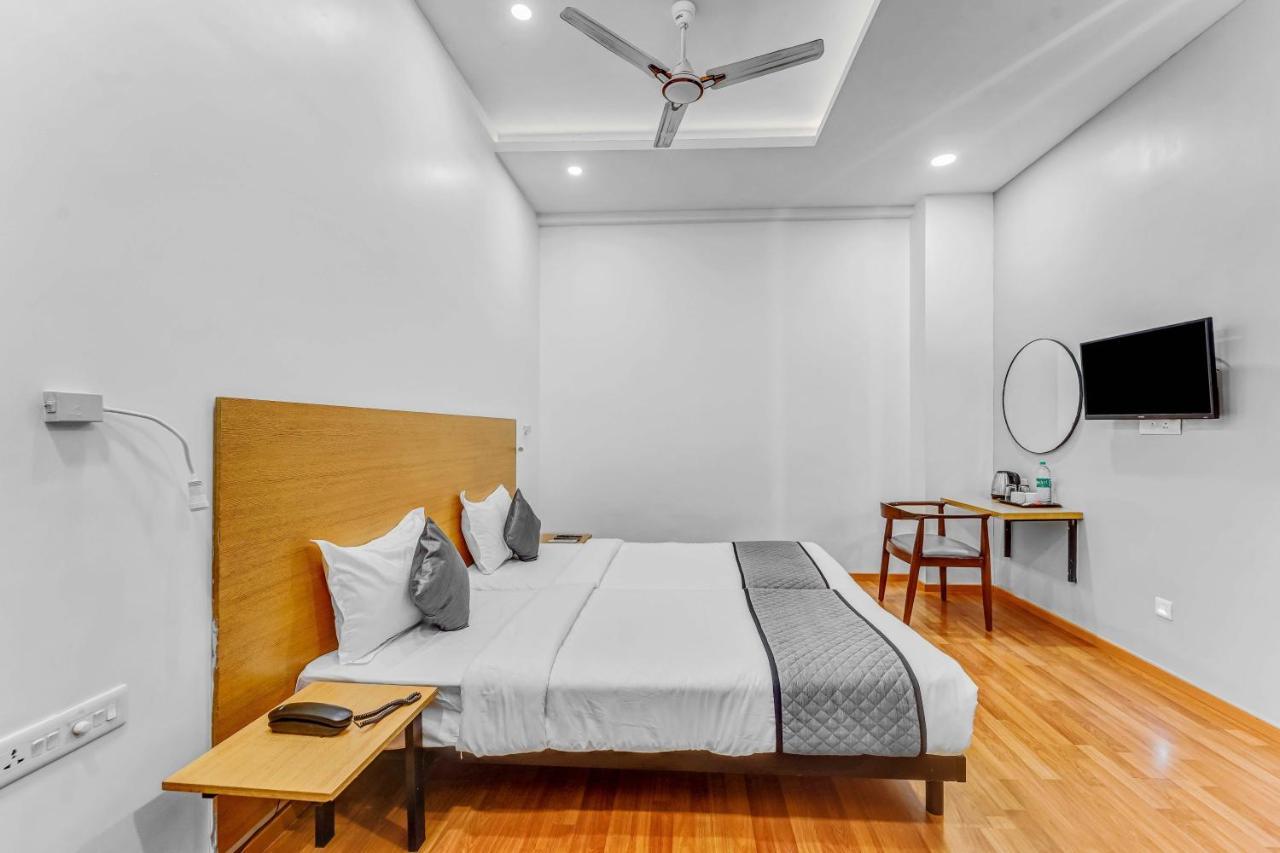 Twin Room,1344883121:JPEG