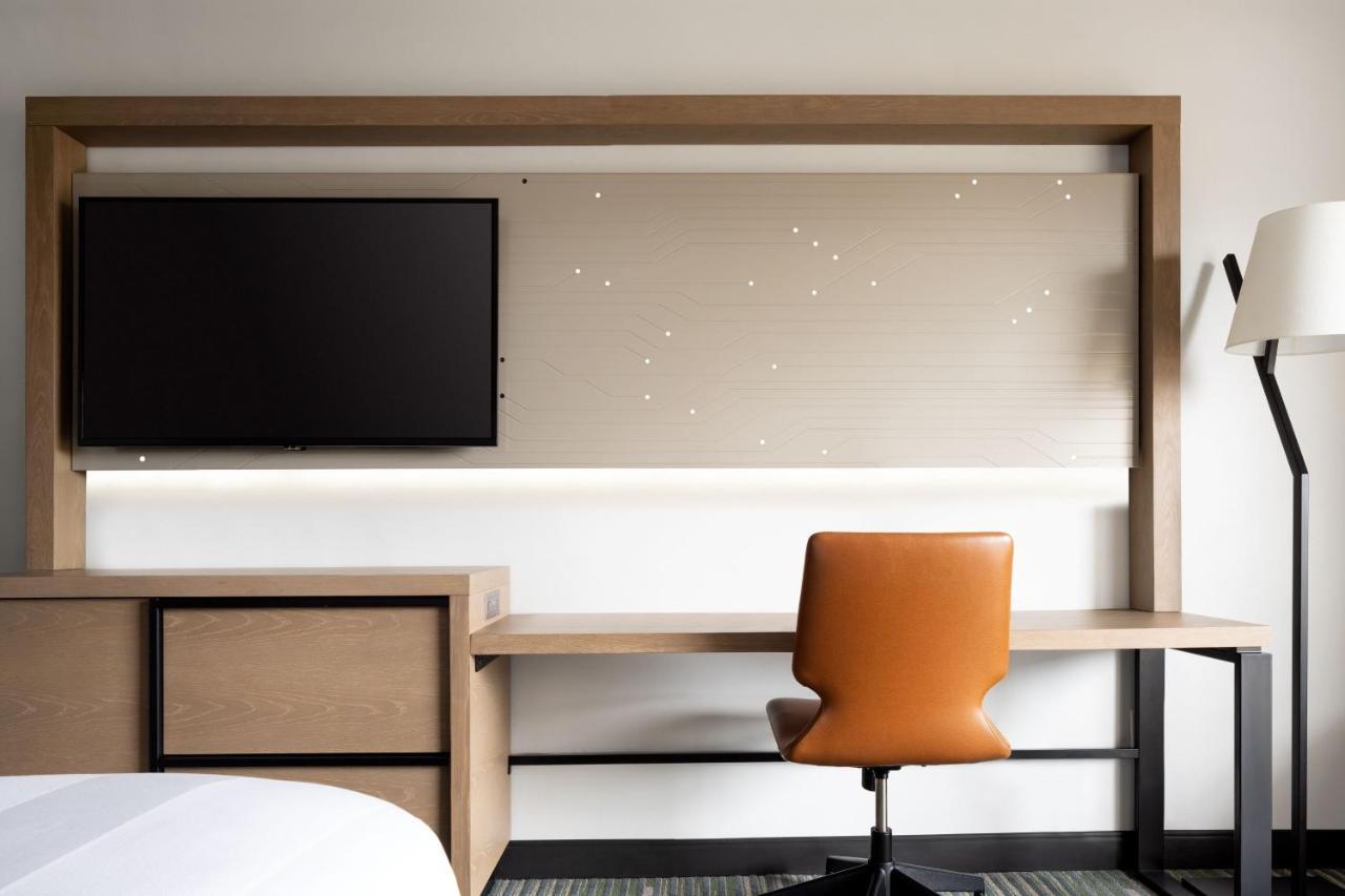 King Room with Sofa Bed