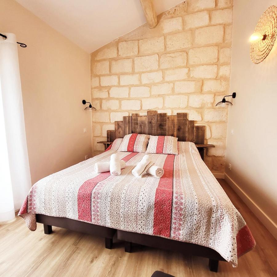 Double Room,1399872191:JPEG