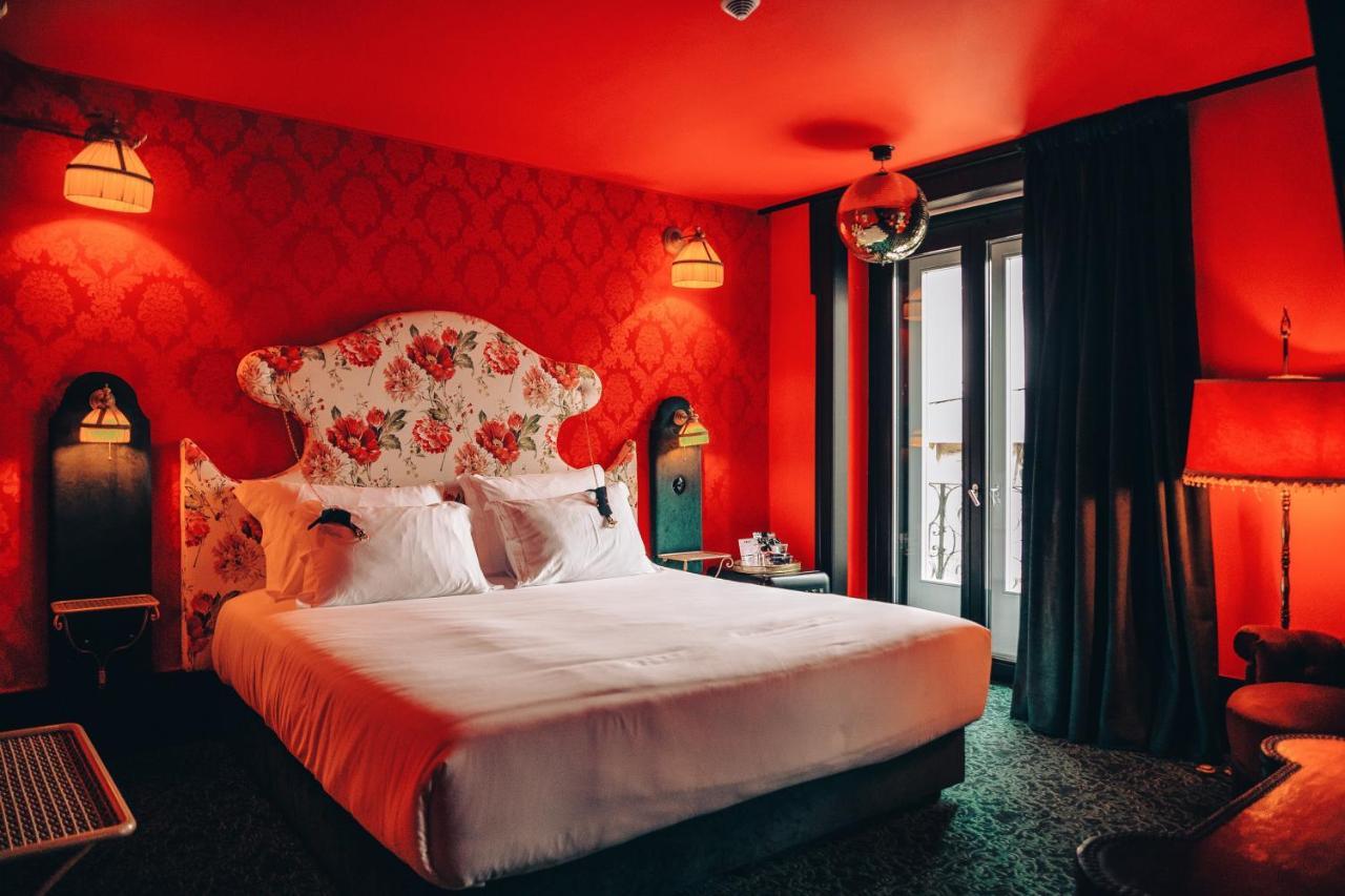 Double Room,1415480745:JPEG