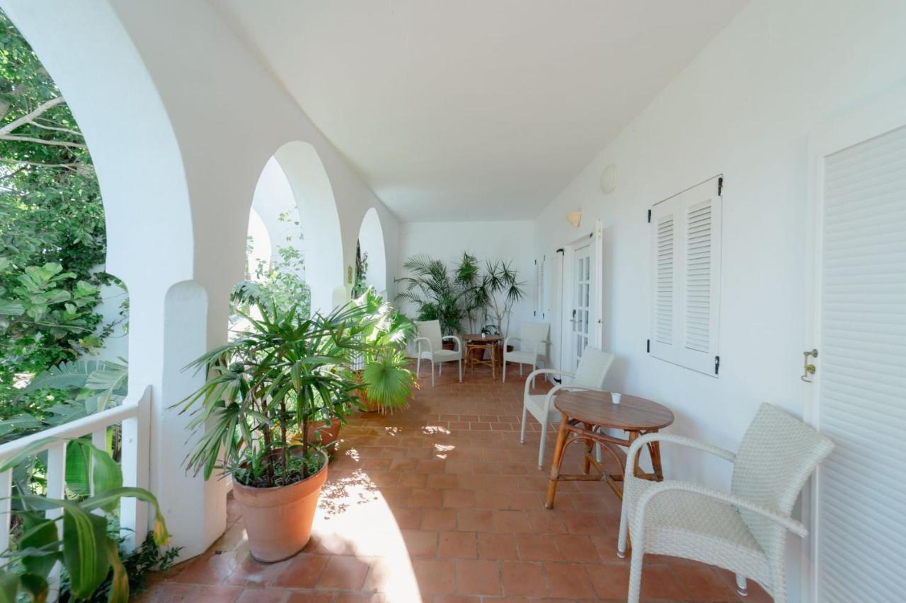 Double or Twin Room with Garden View,1642319817:JPEG