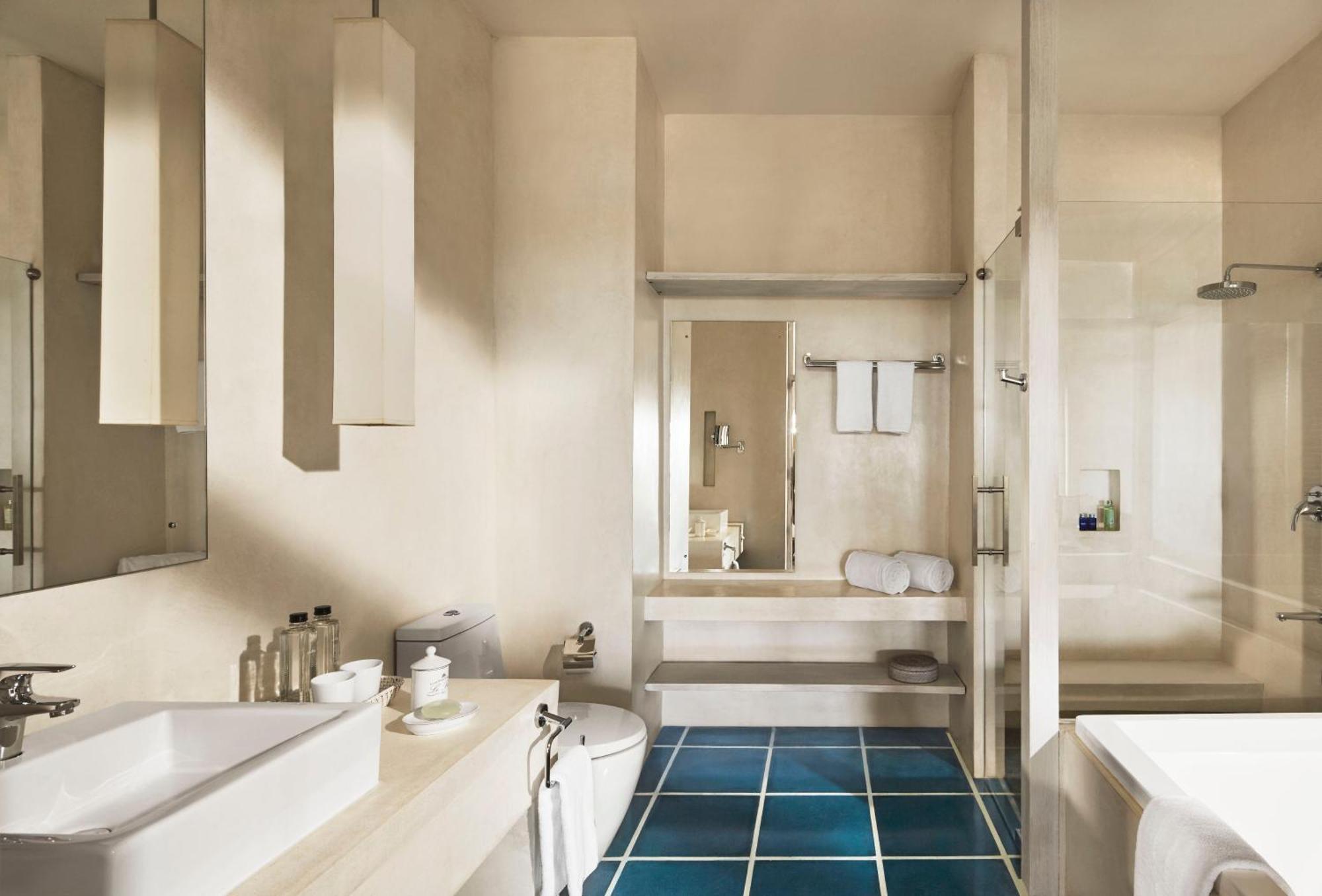 Deluxe Double Room with Sea View - 15% off at Center Point, Black Coral & 10% off at Seaside Social restaurants,1442181385:JPEG