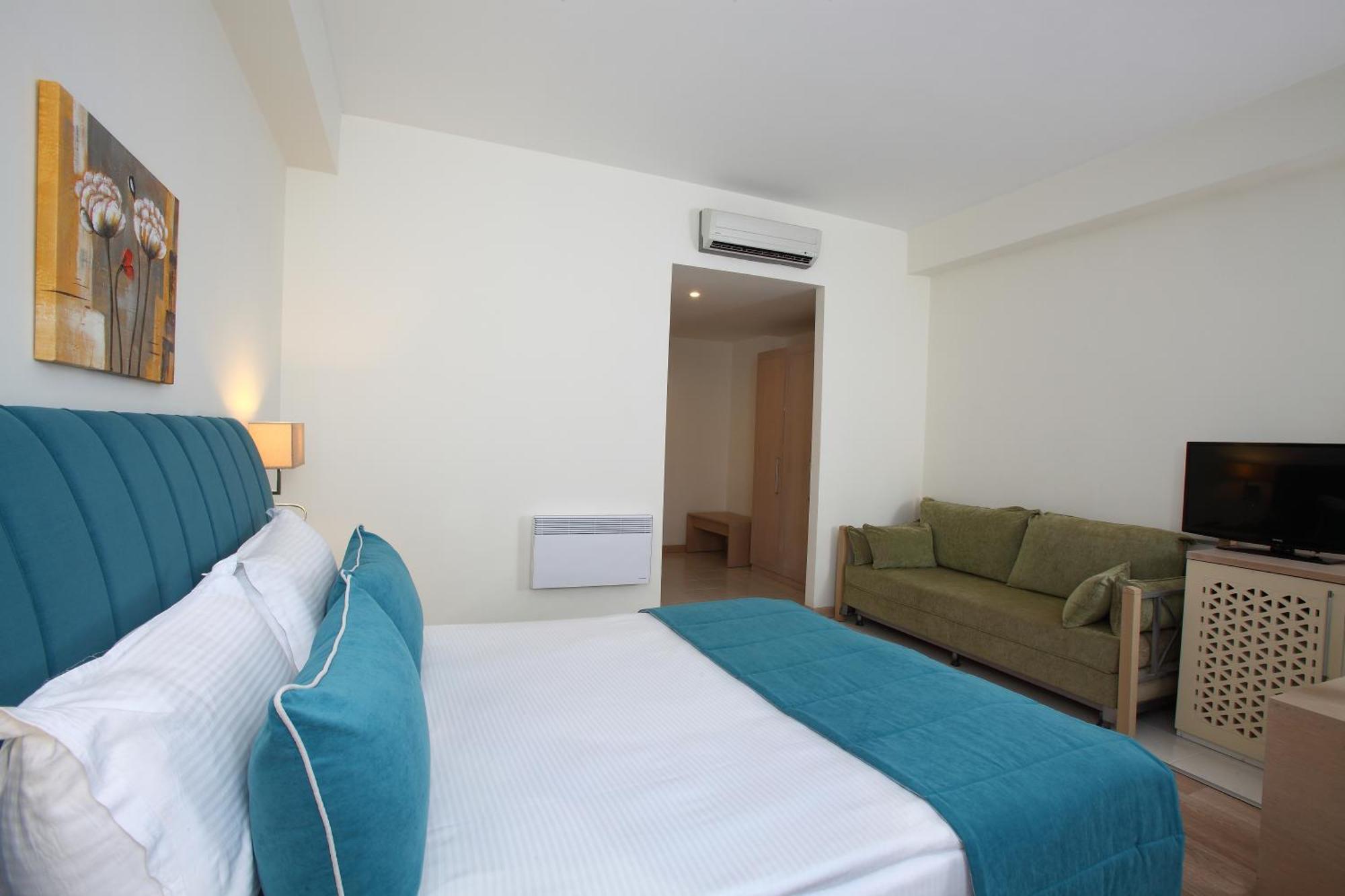 Standard Triple Room,1281216526:JPEG