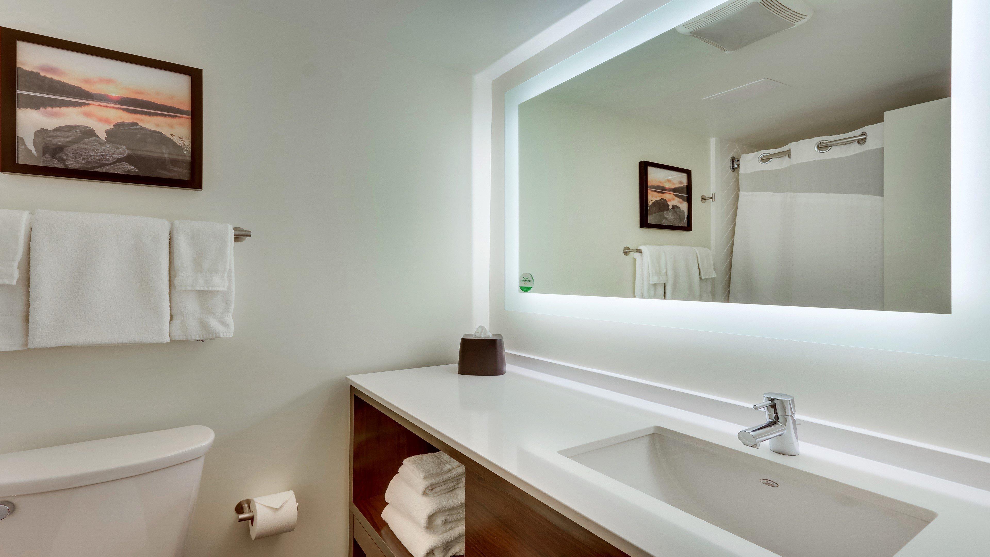 Standard Queen Room Two Queen Beds Pet Friendly,1282720846:JPEG
