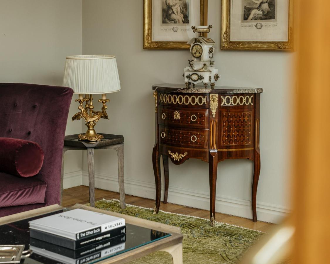 Suite Angolare con Terrazza all'Ultimo Piano