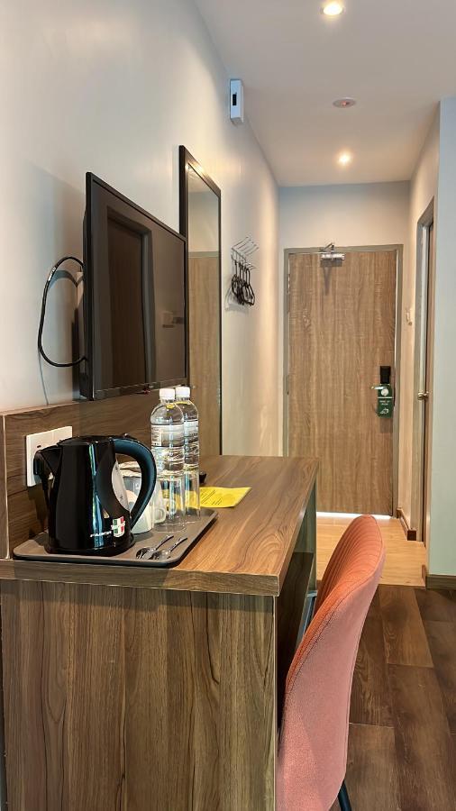 Twin Room with Pool View