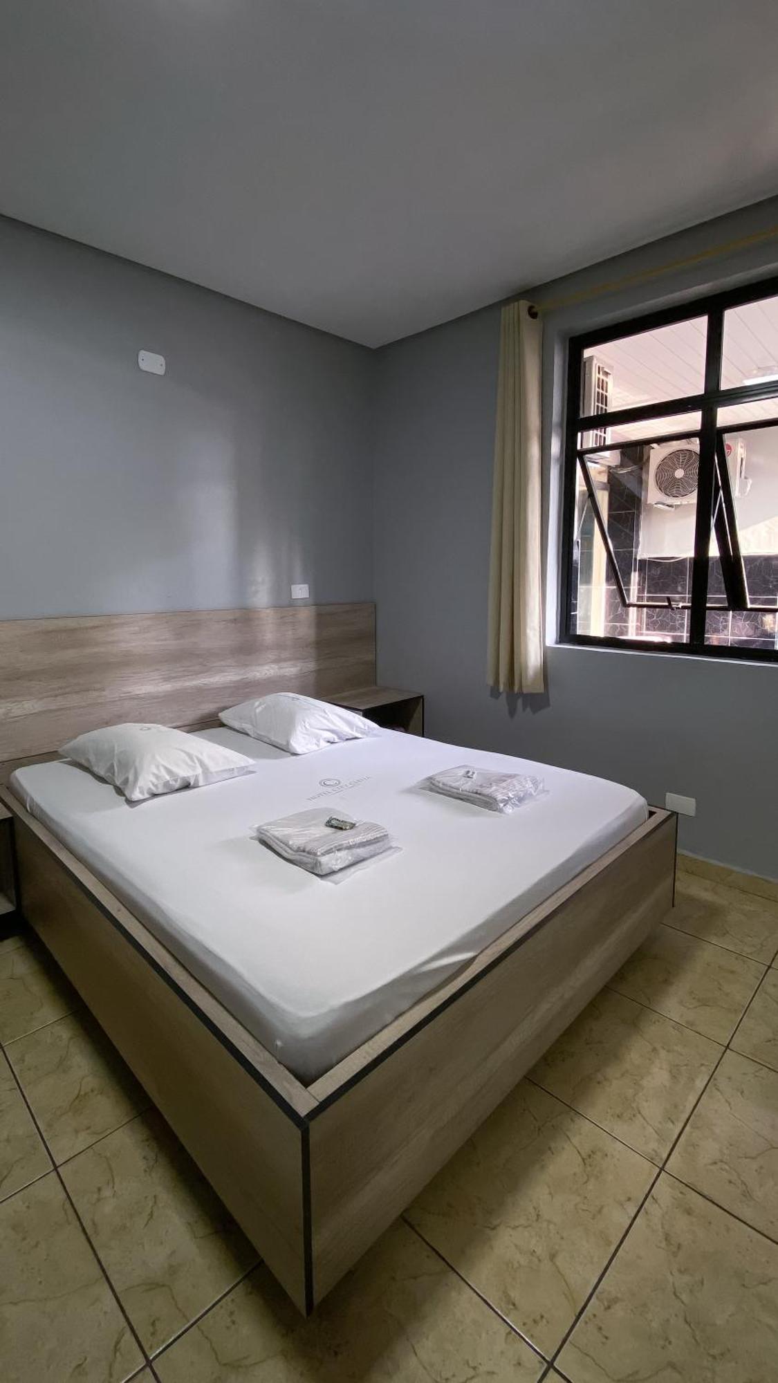 Quarto Duplo