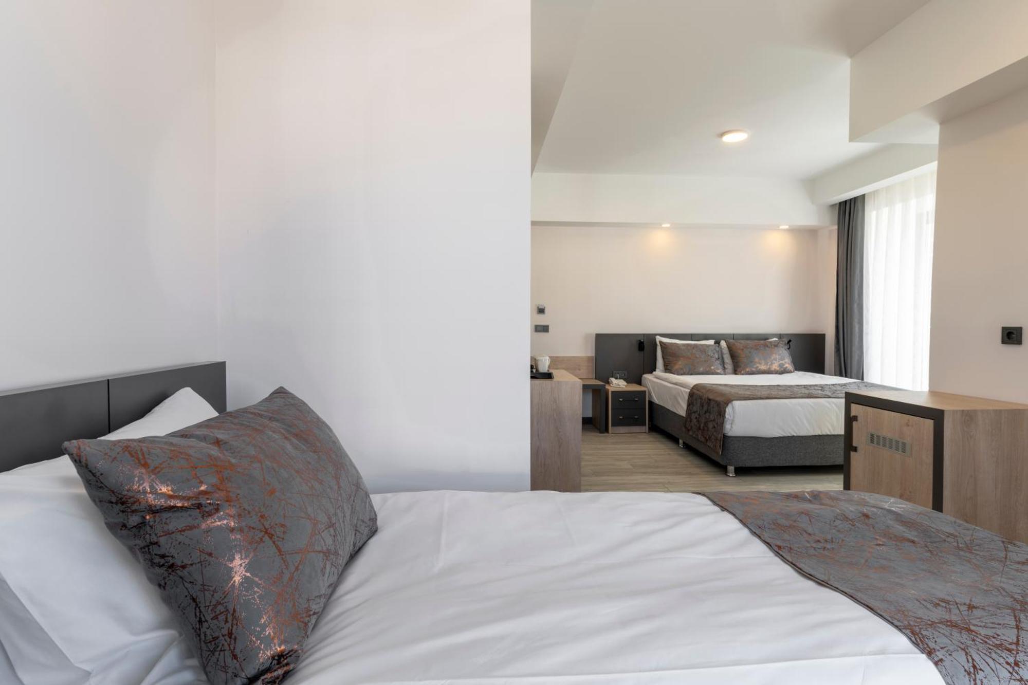 Triple Room with Balcony