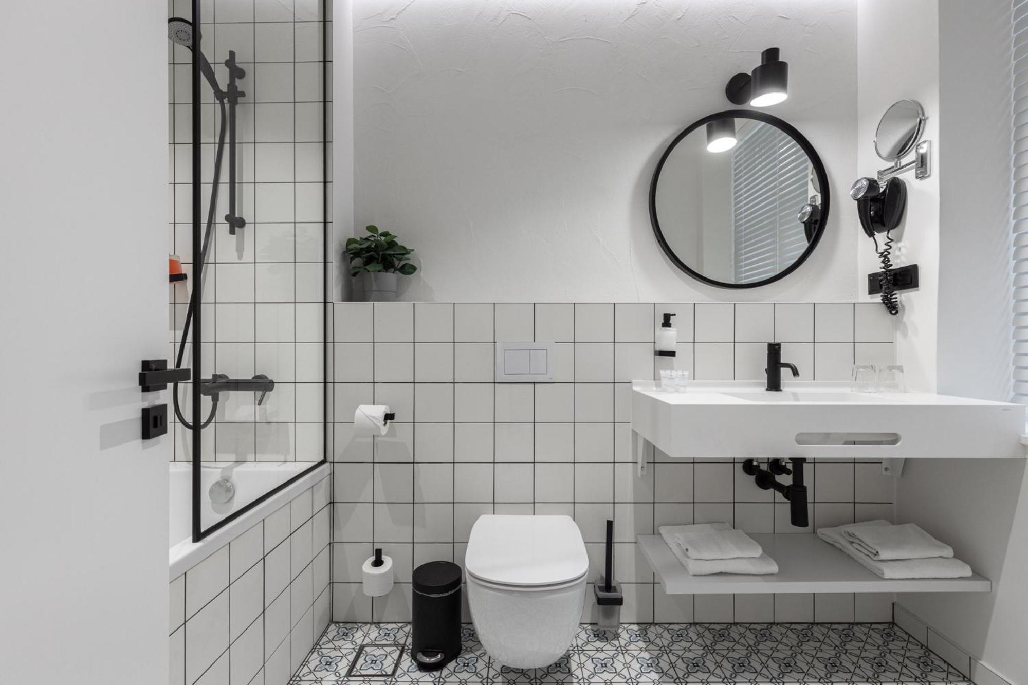 Comfort Twin Room