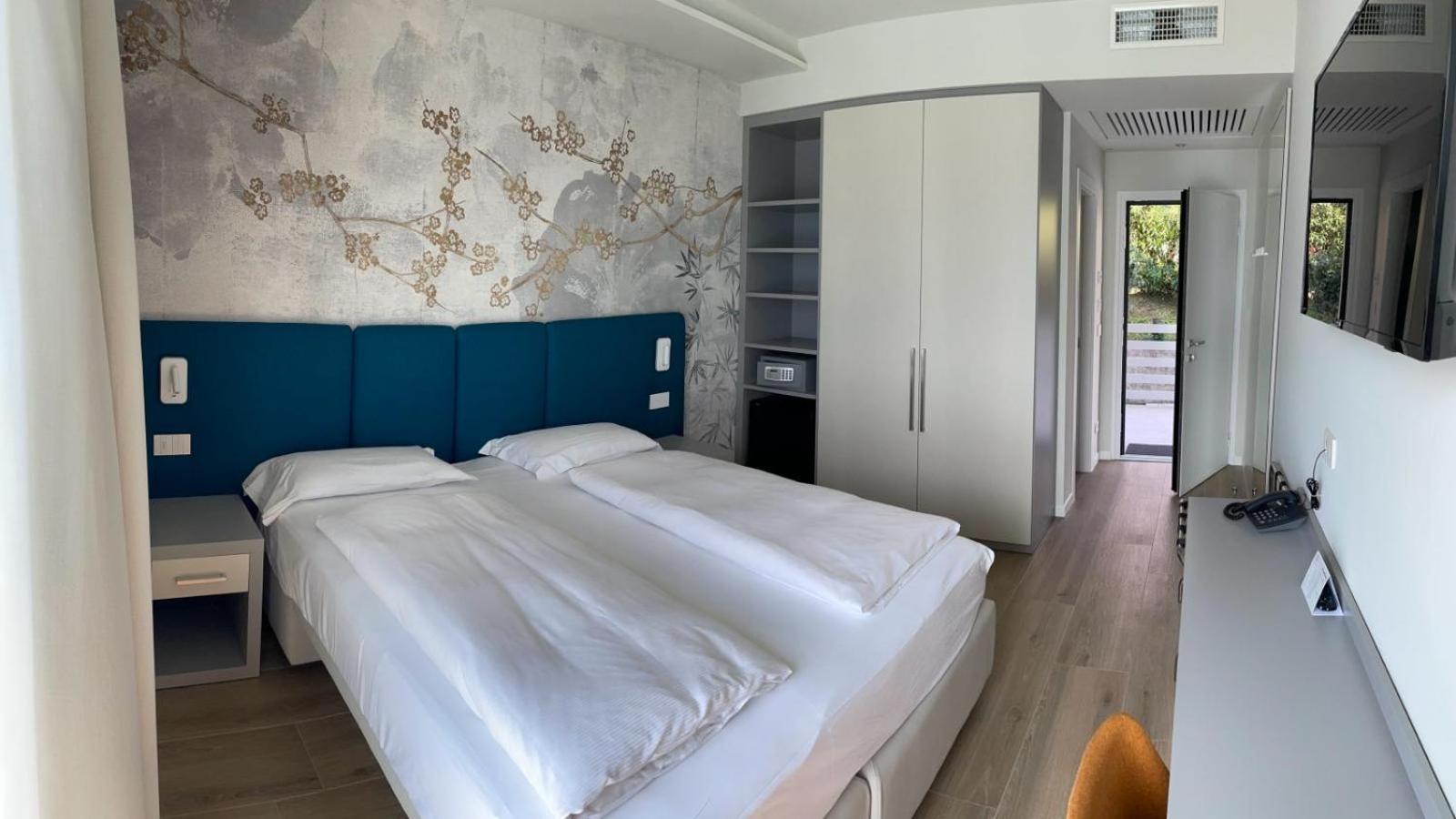Double Room Lake View Villa Silvia,1593666320:JPEG