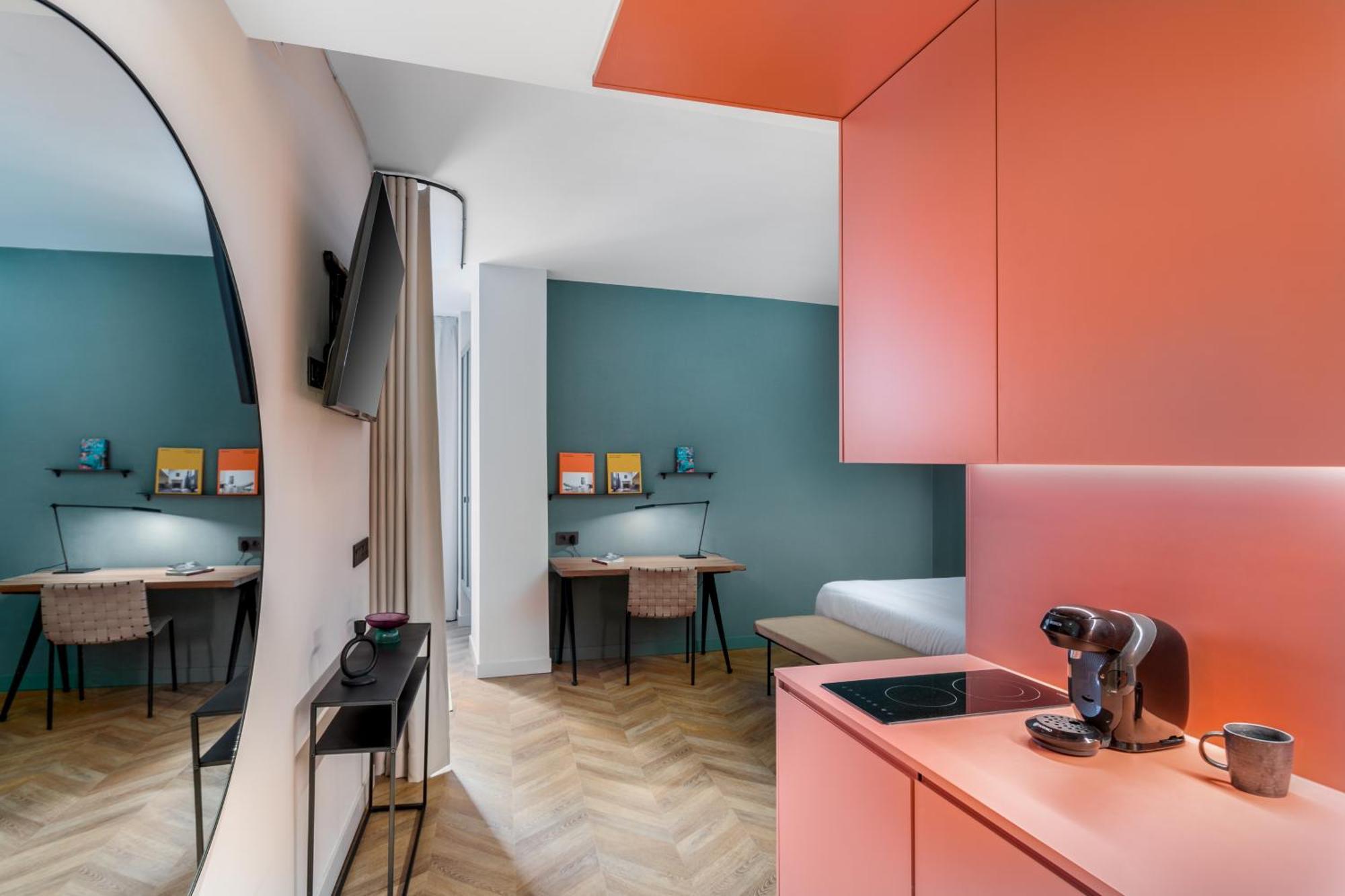 Deluxe Family Room,1523436904:JPEG