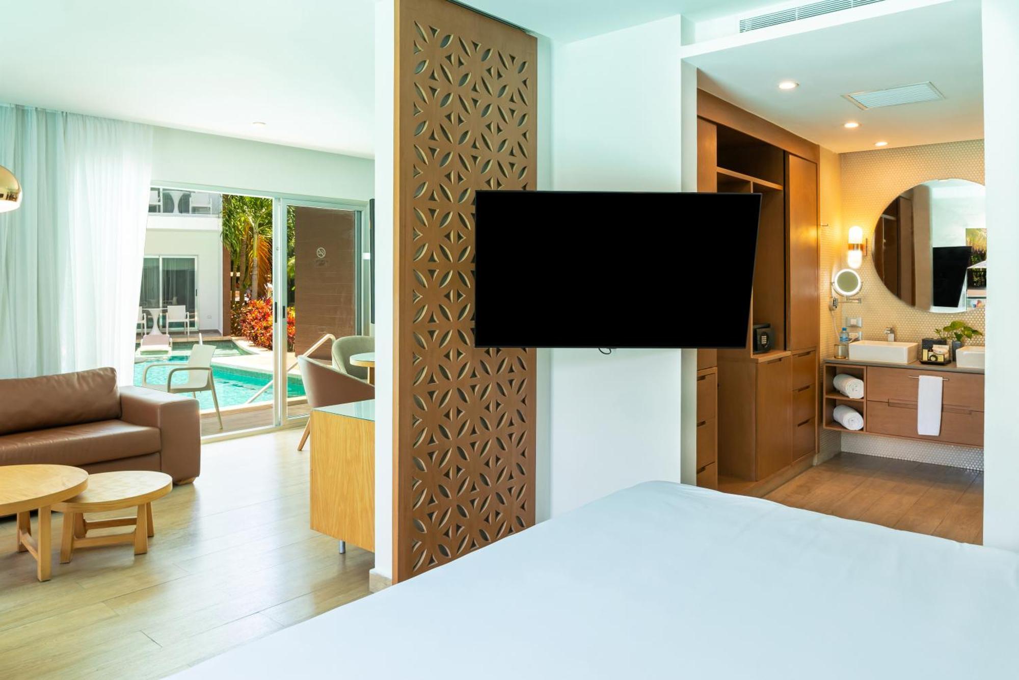Suite mit Poolblick