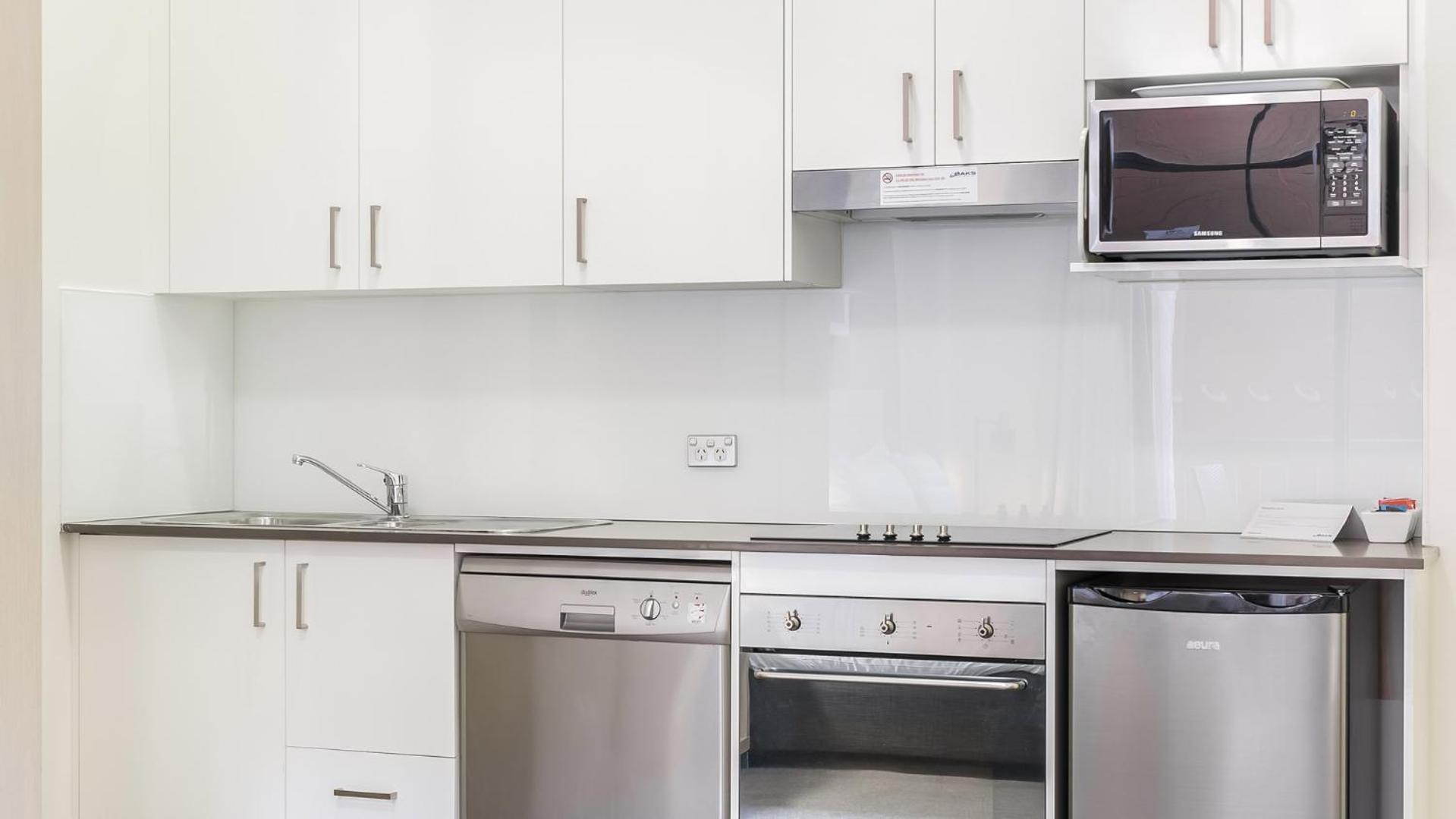 Studio Apartment,1530804298:JPEG