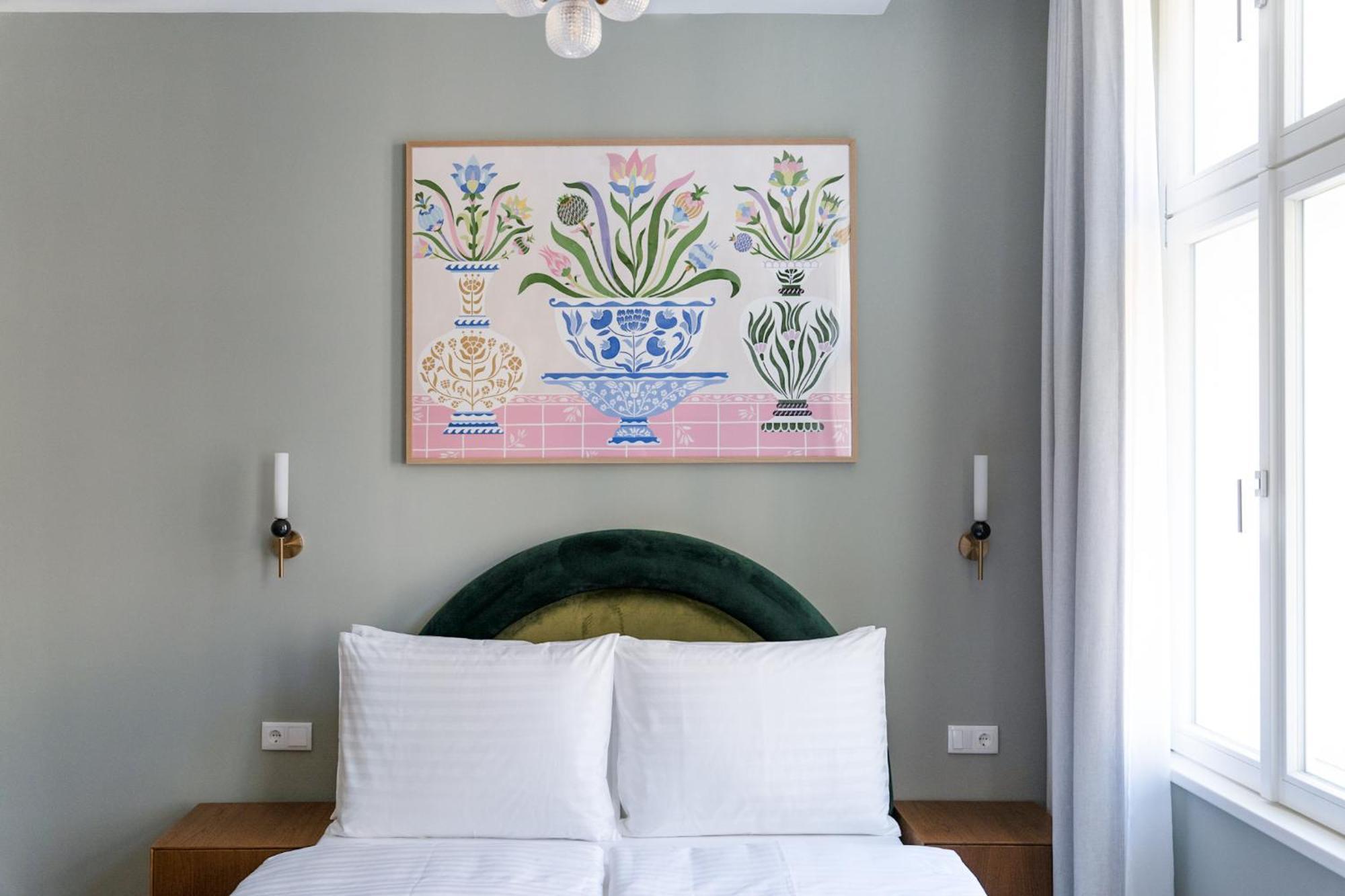 Estudio extragrande con cocina y sofá cama