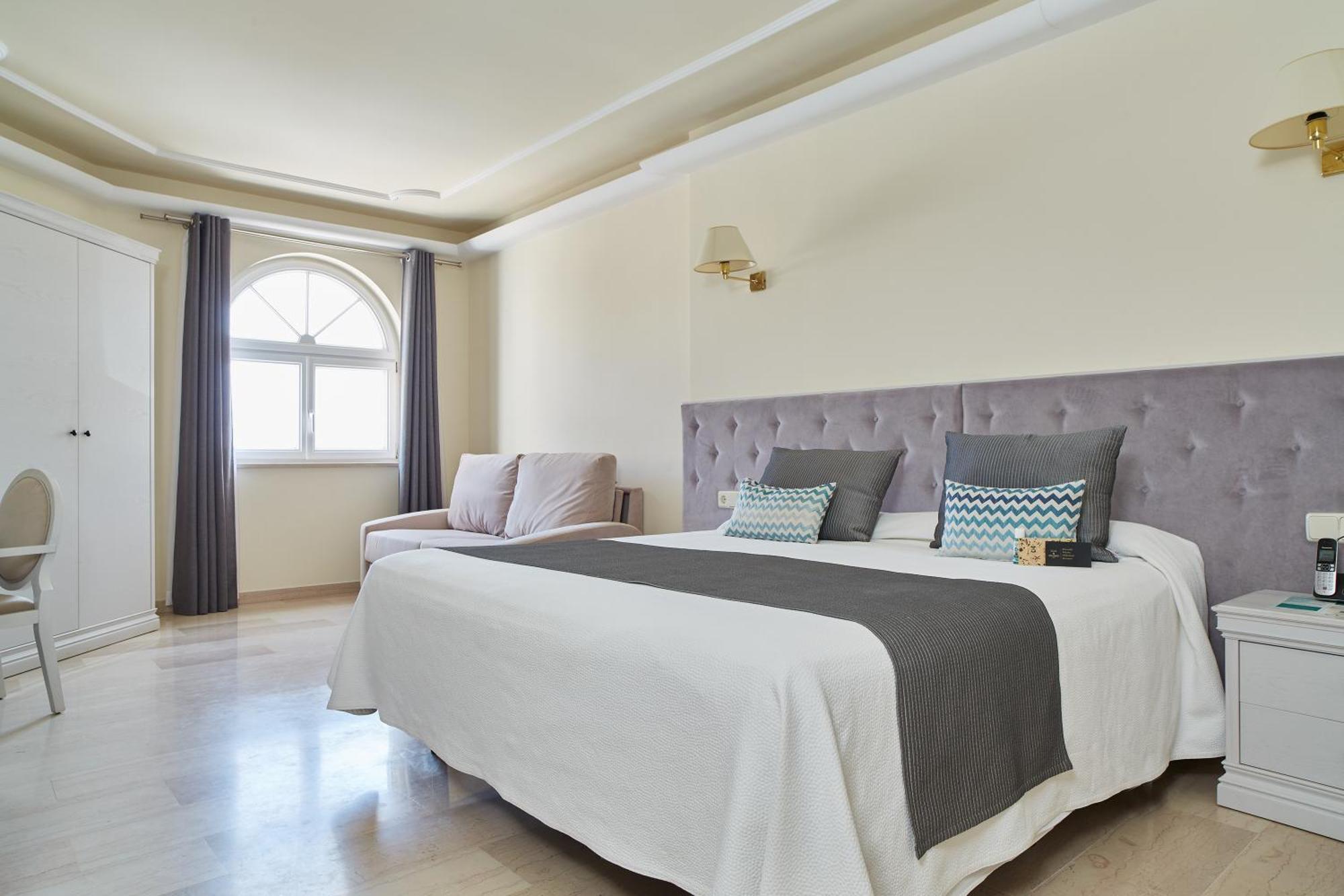 Standard Double Room,1730031980:JPEG