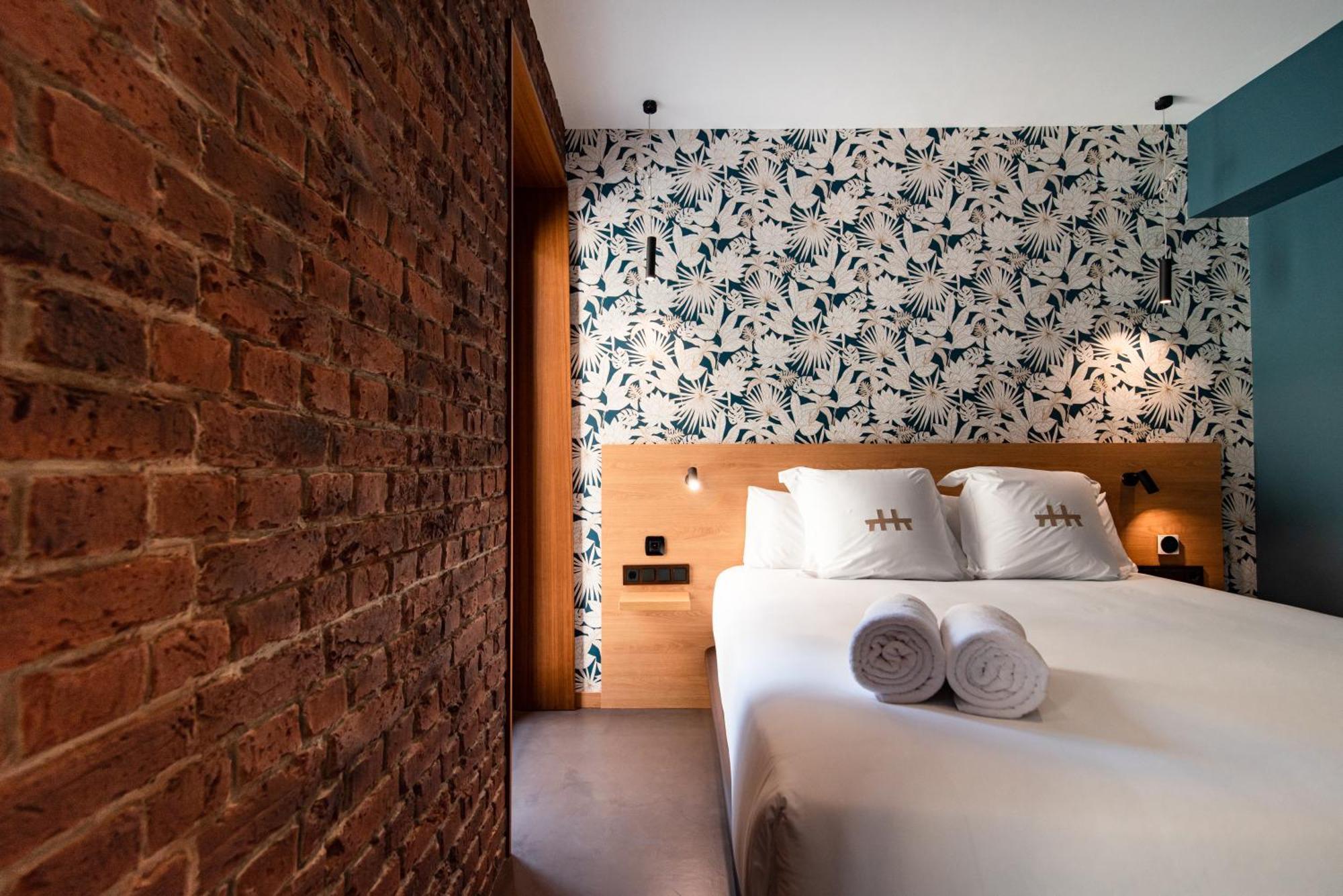 Standard Double Room,1543557766:JPEG