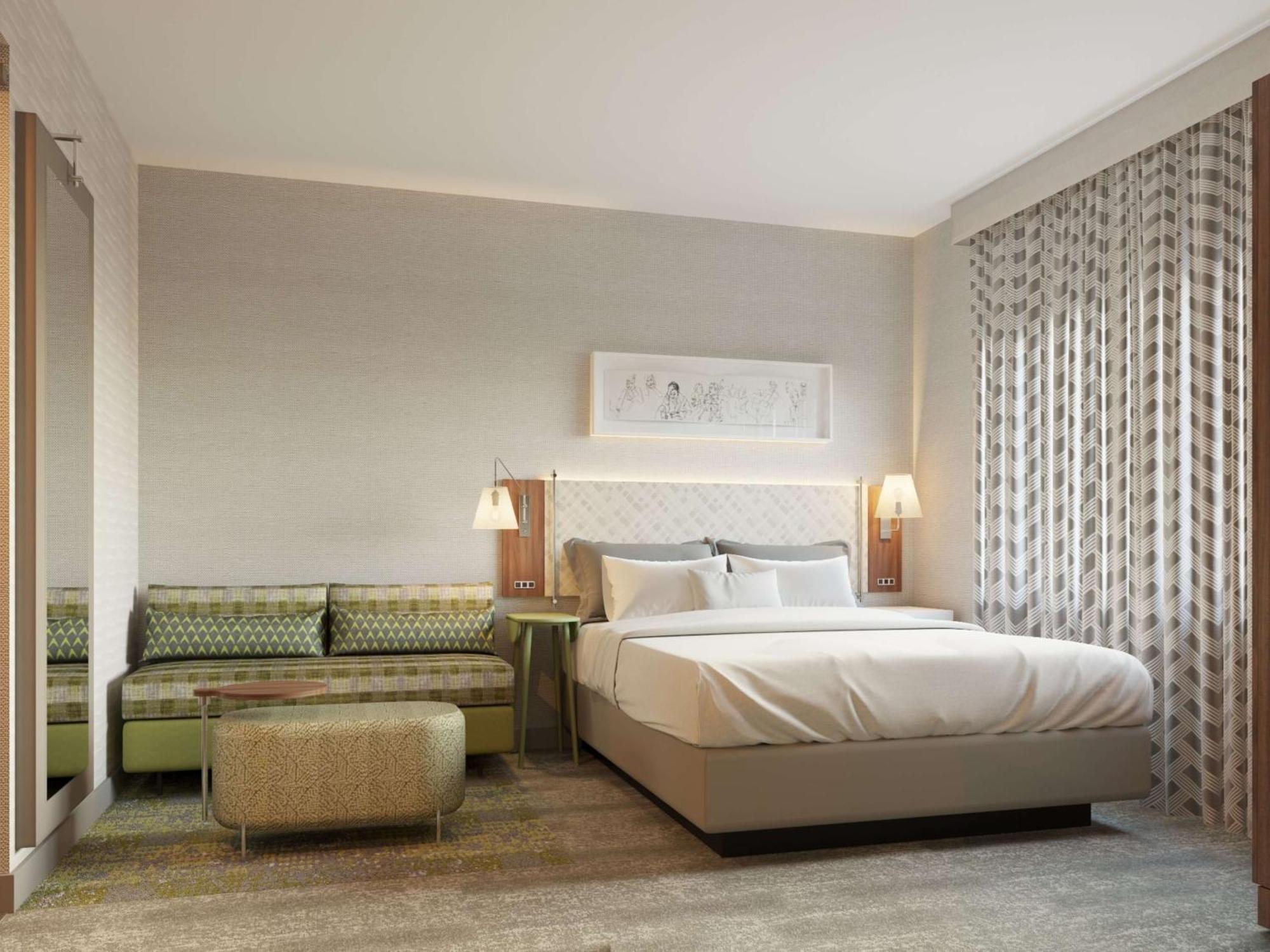 Queen Studio Suite with City View - Hearing Accessible