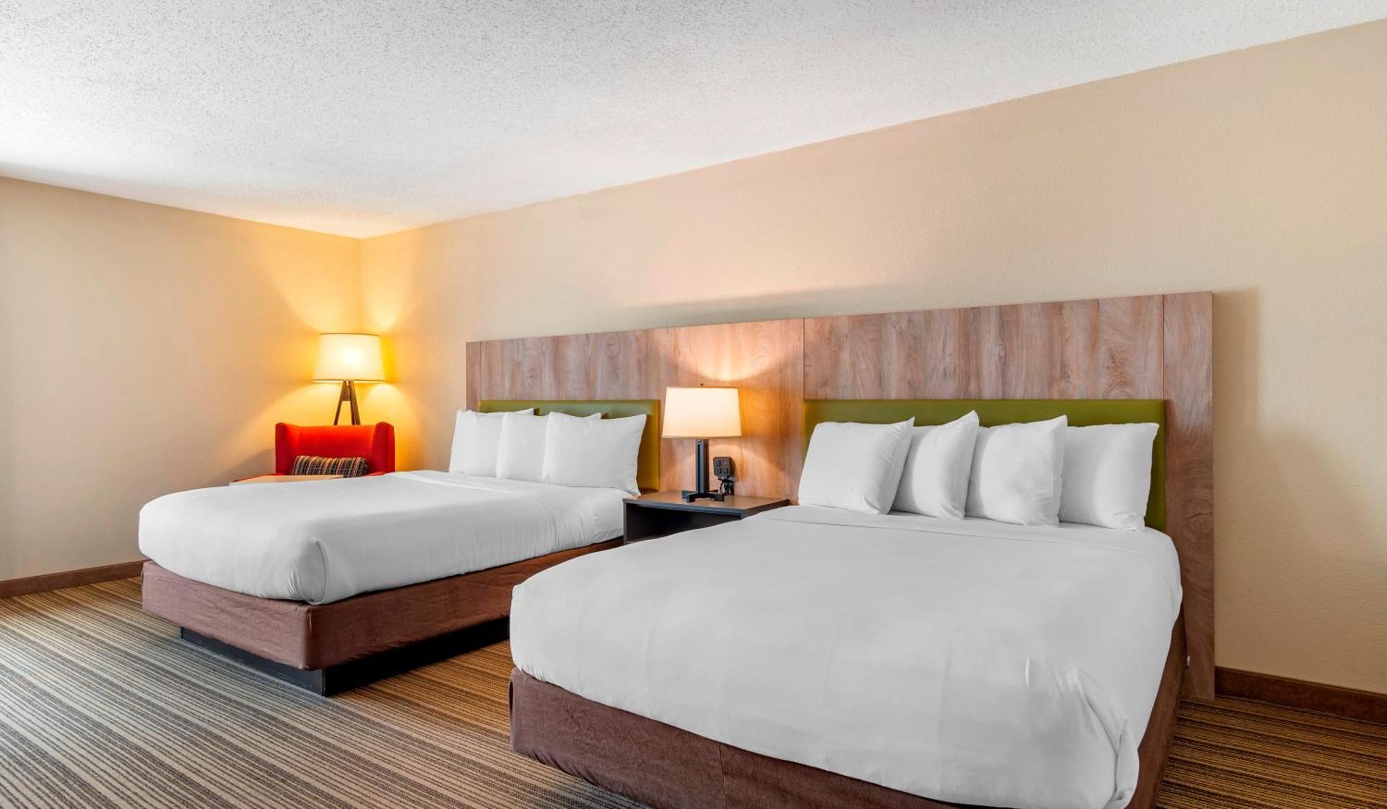 Queen Room with Two Queen Beds with Roll In Shower - Disability Access/Non-Smoking