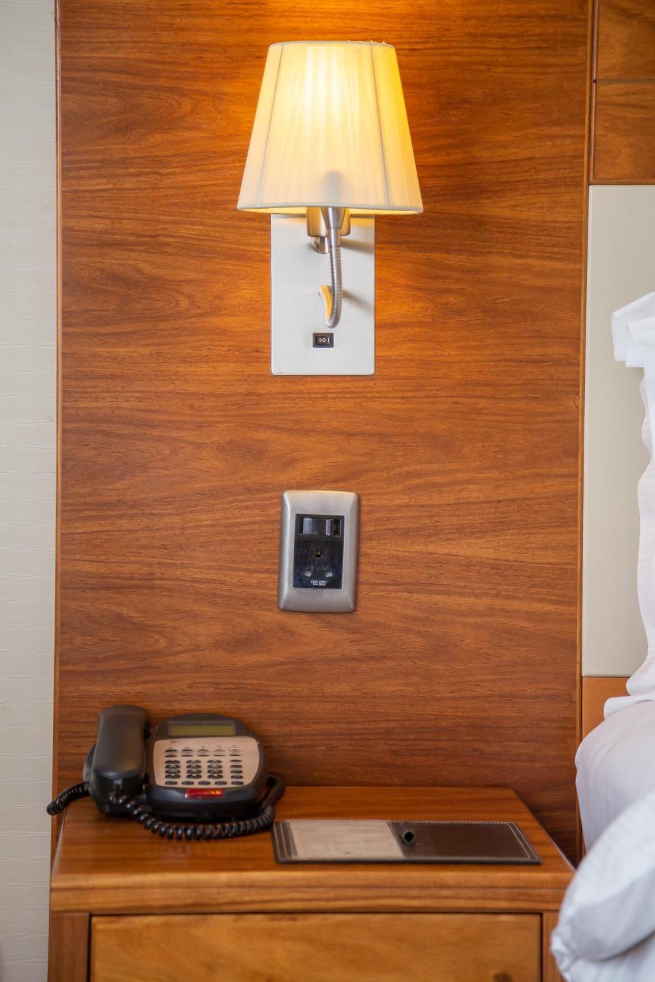 Deluxe Twin Room,1548679405:JPEG