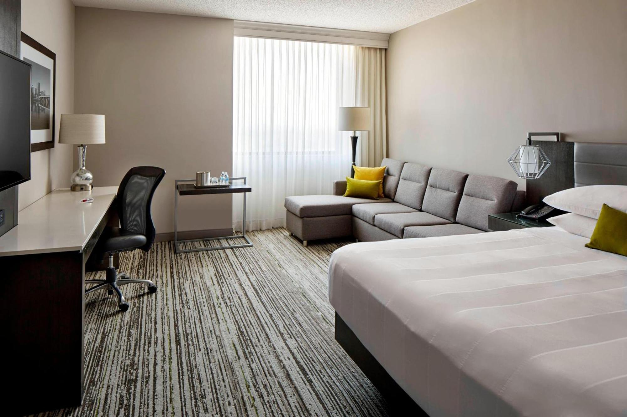 Deluxe King Room with Sofa Bed