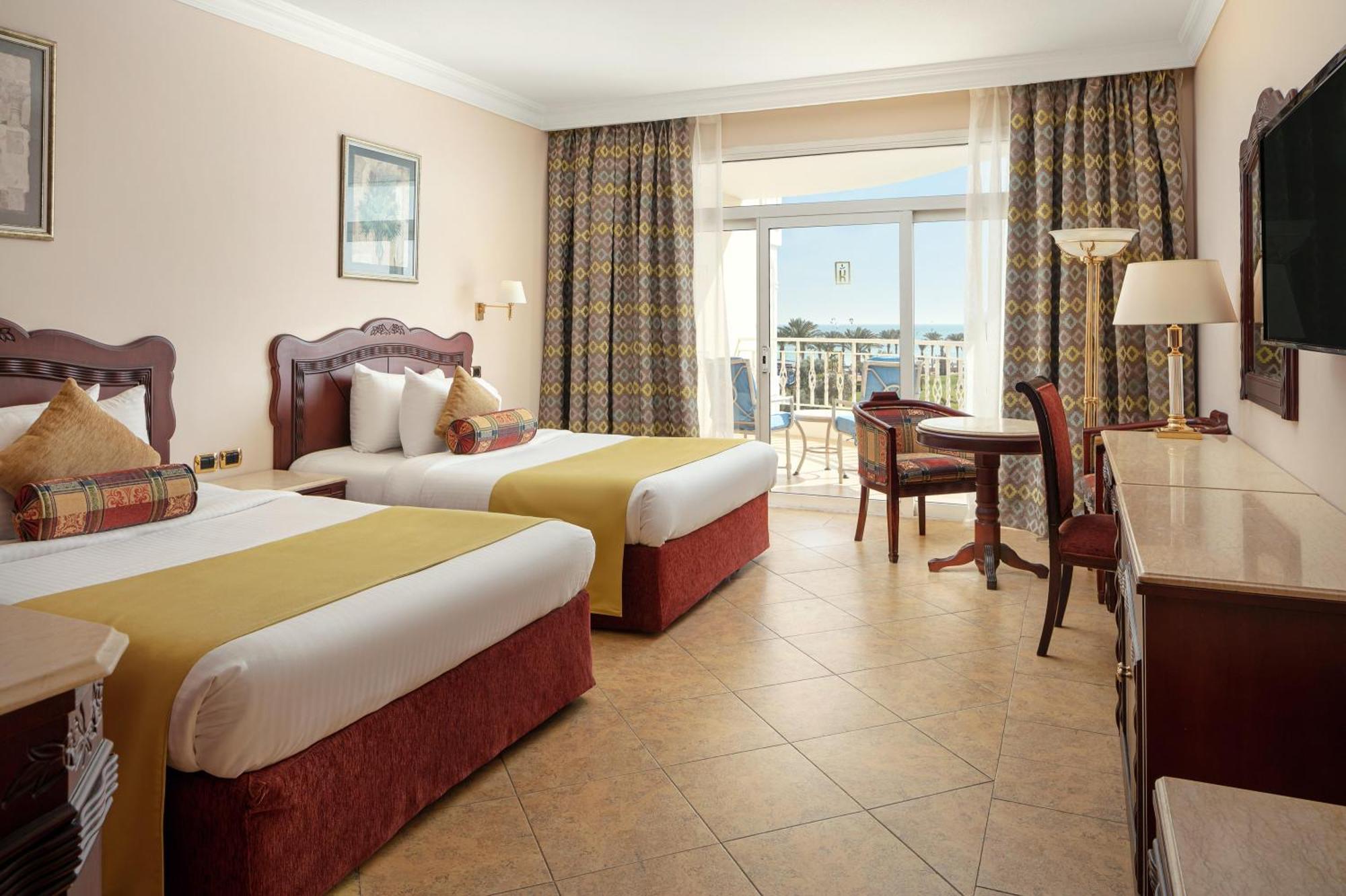 Club Double or Twin Room with Pool and Sea View