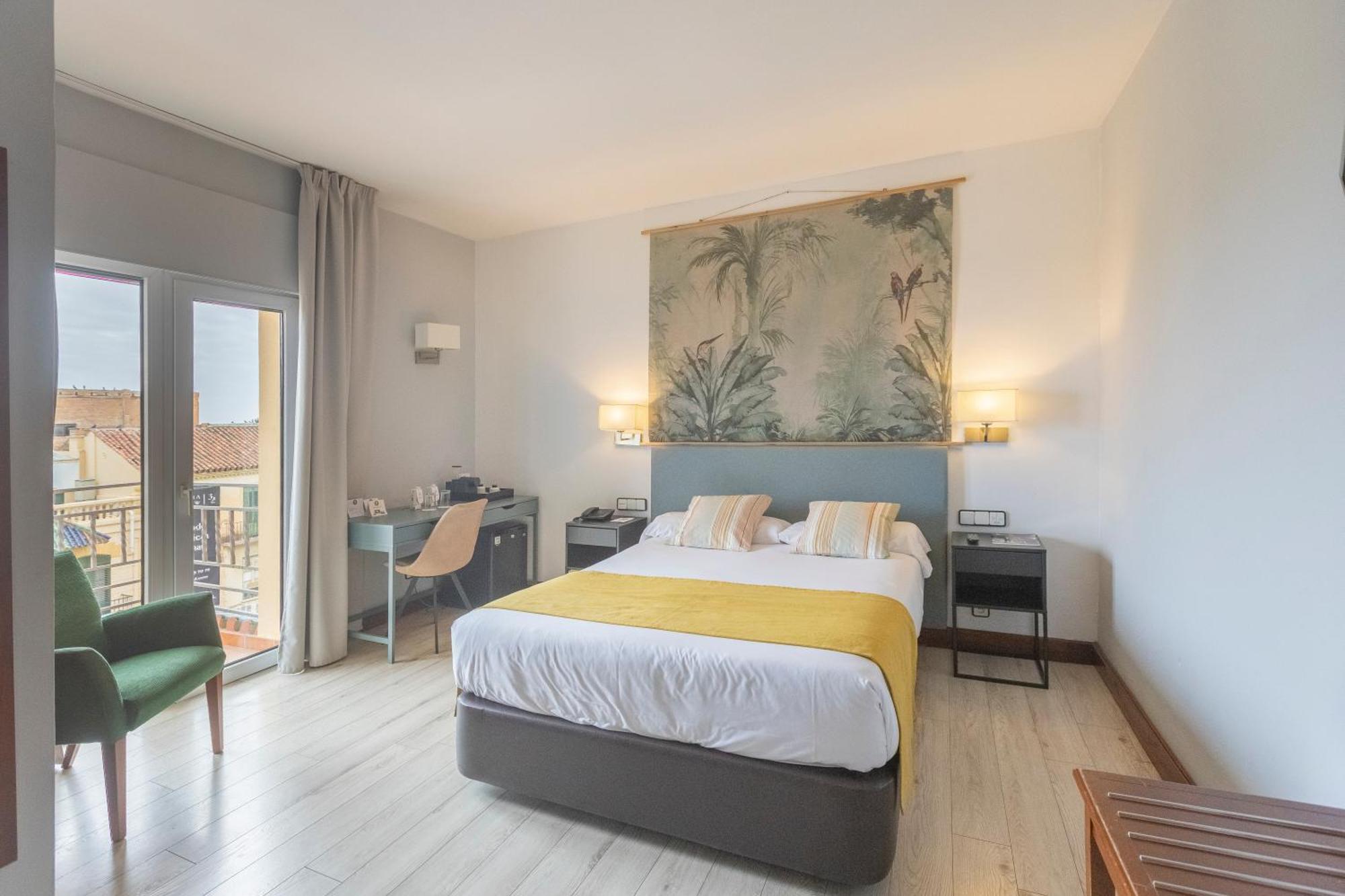 Chambre Double ou Lits Jumeaux avec Balcon