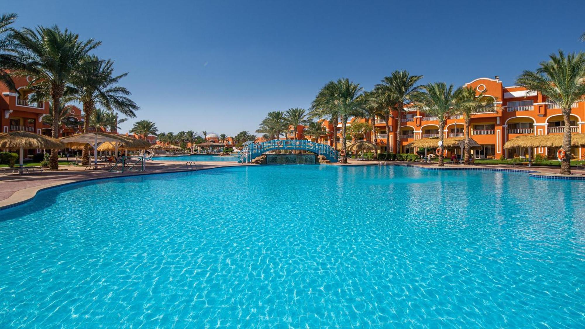 Pool view room