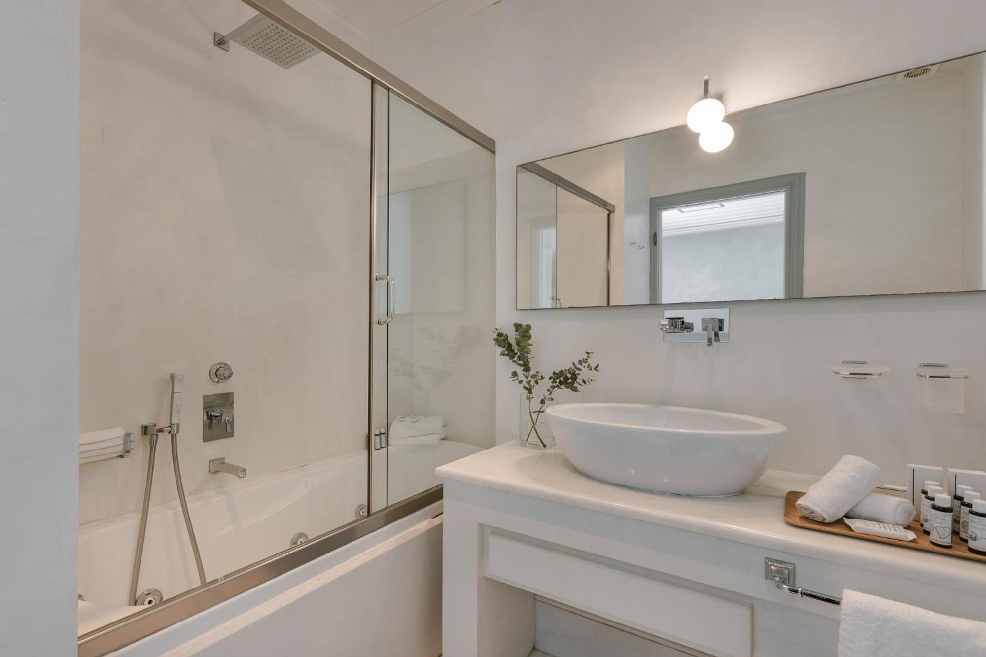 Suite Petite con vistas al mar