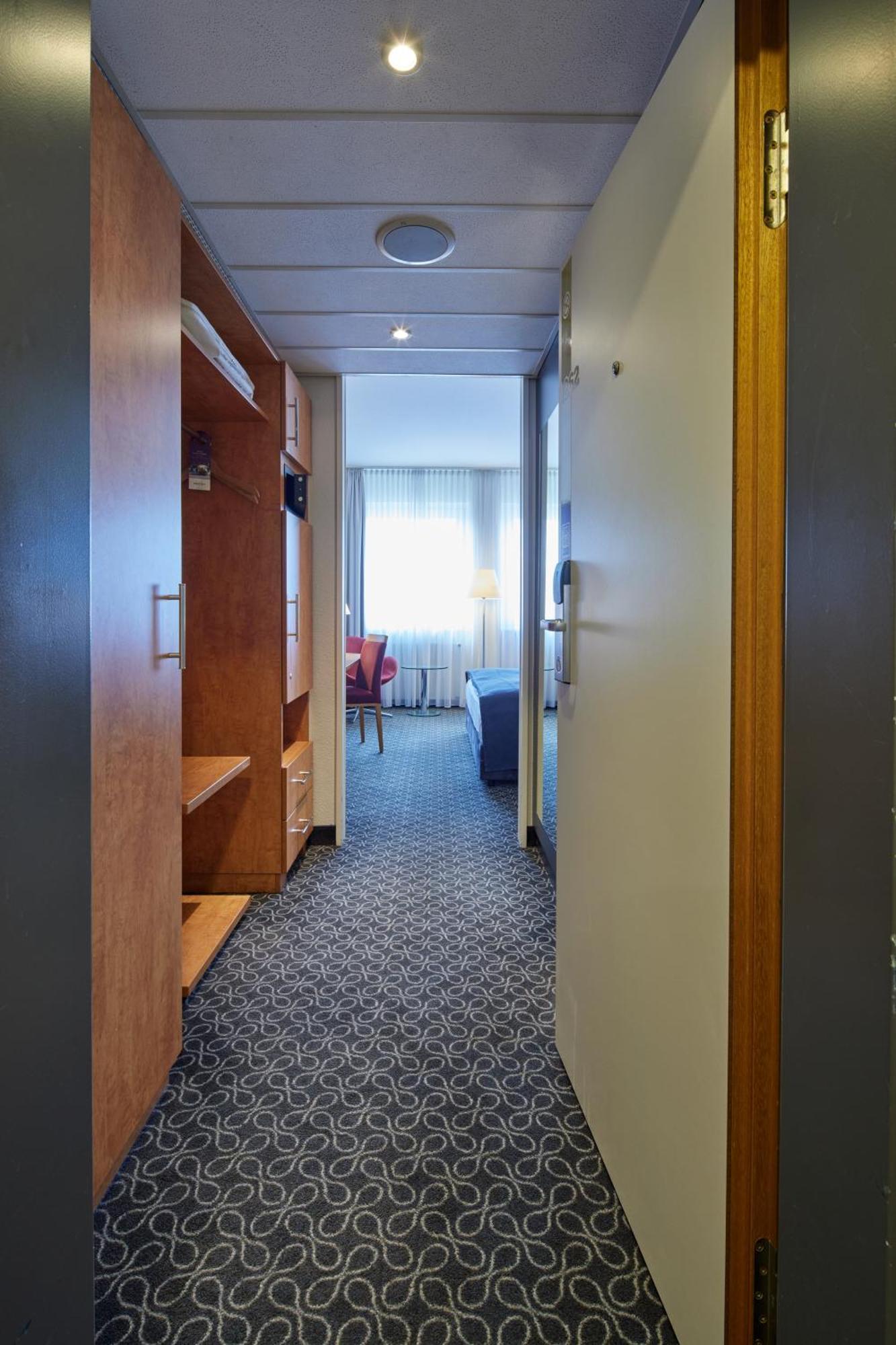 Standard King Room,1588065200:JPEG