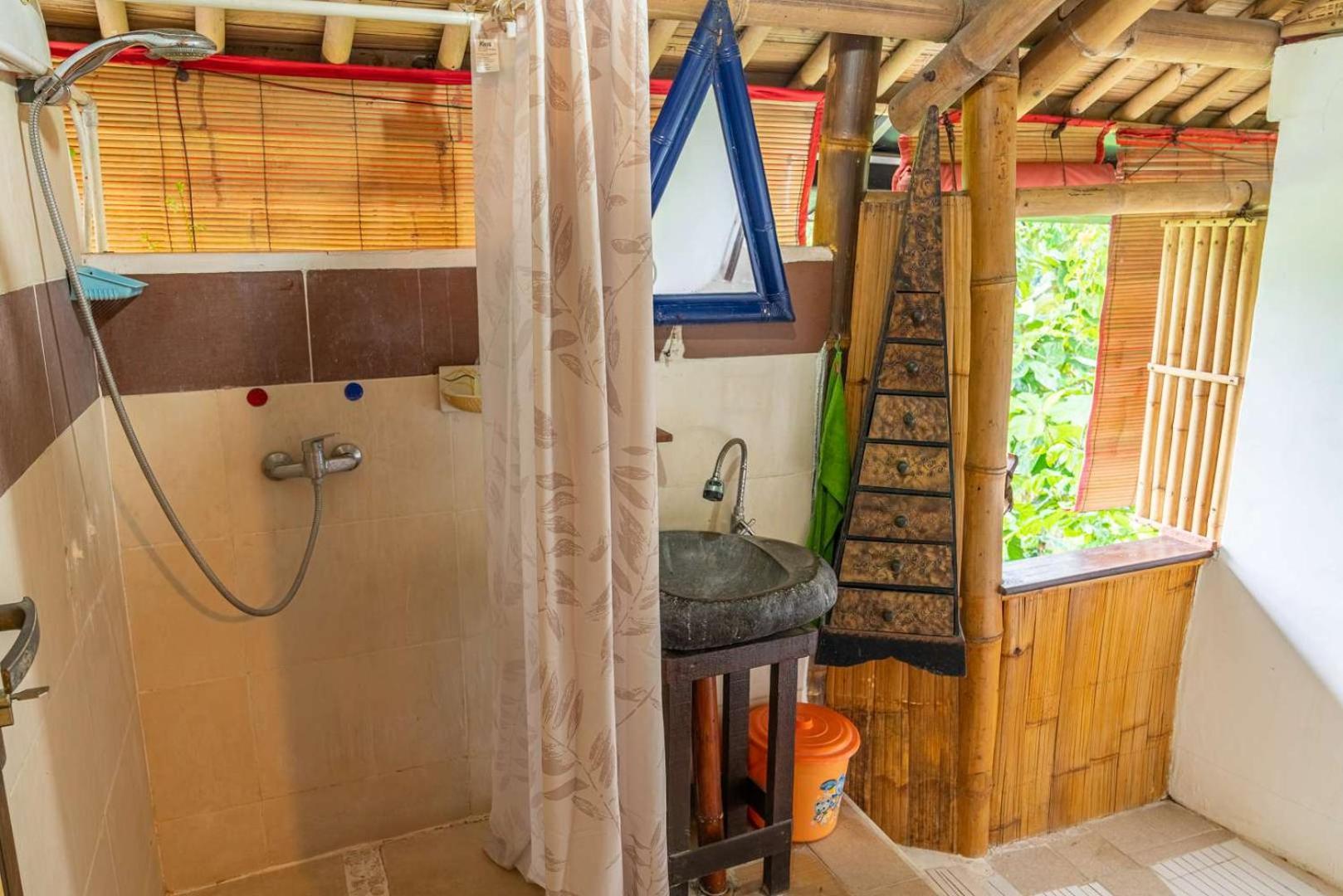 Bamboo Double Room with Garden View