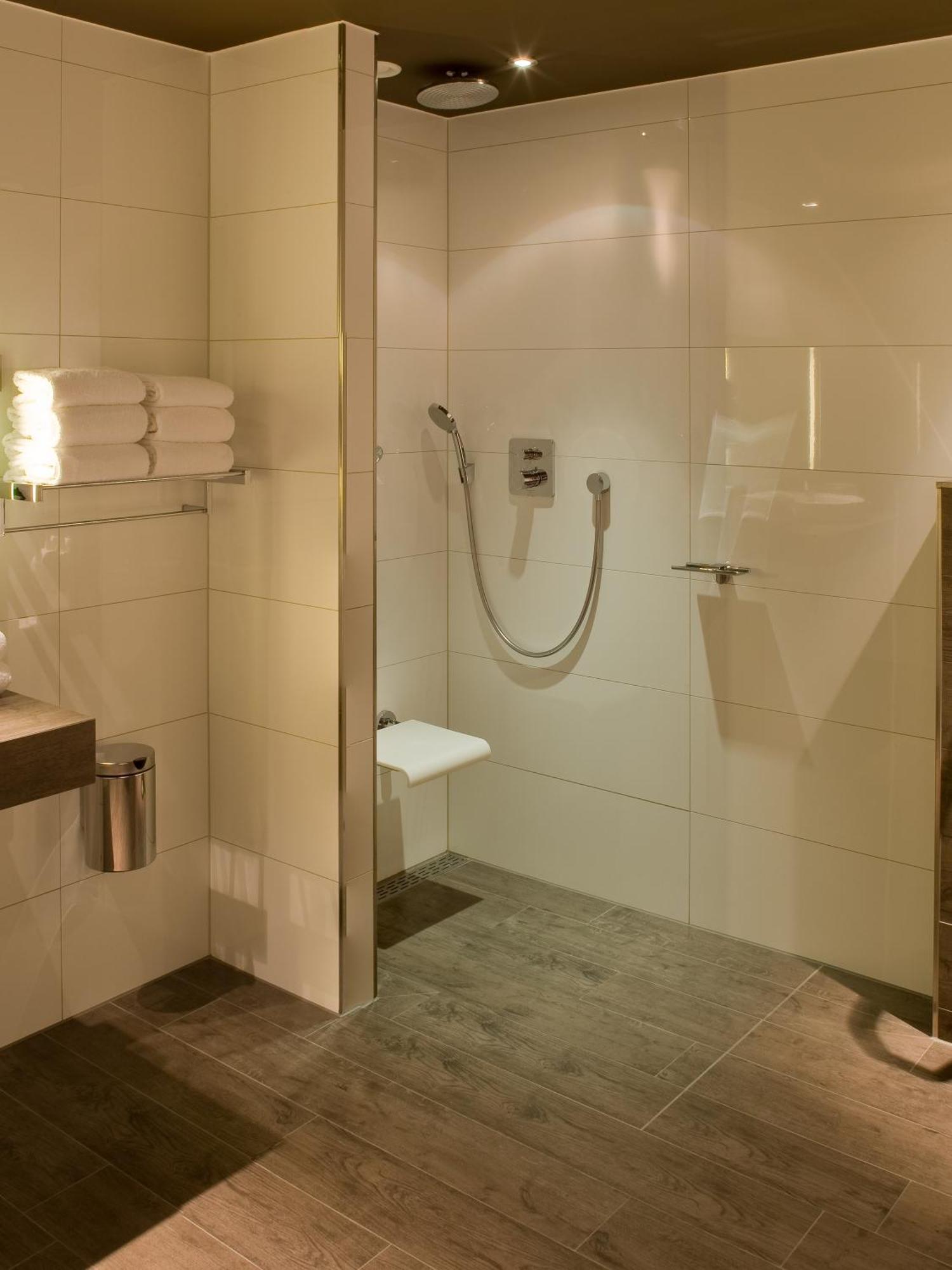 Habitación Doble adaptada para personas con movilidad reducida