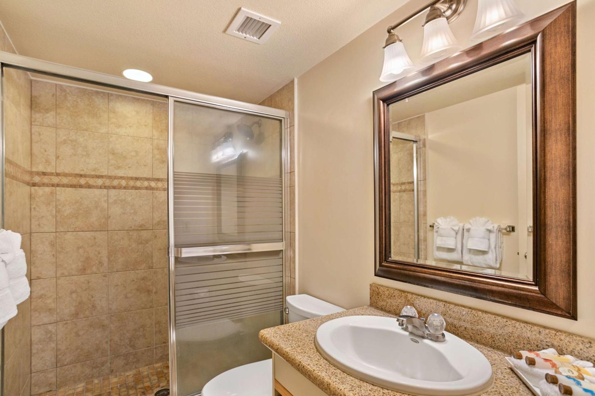One-Bedroom Suite,1597557441:JPEG